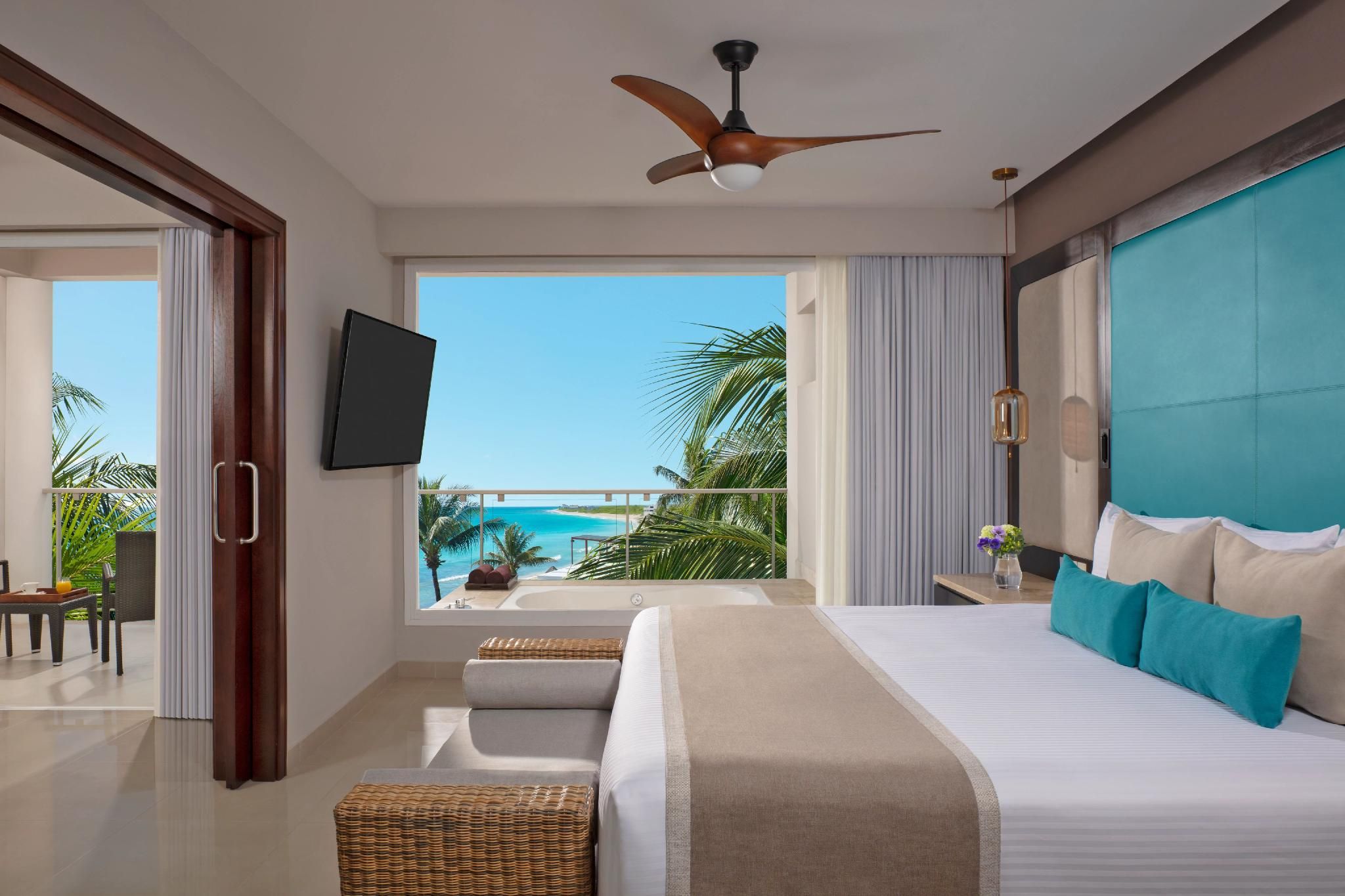 Preferred Club Ocean View King - All Inclusive