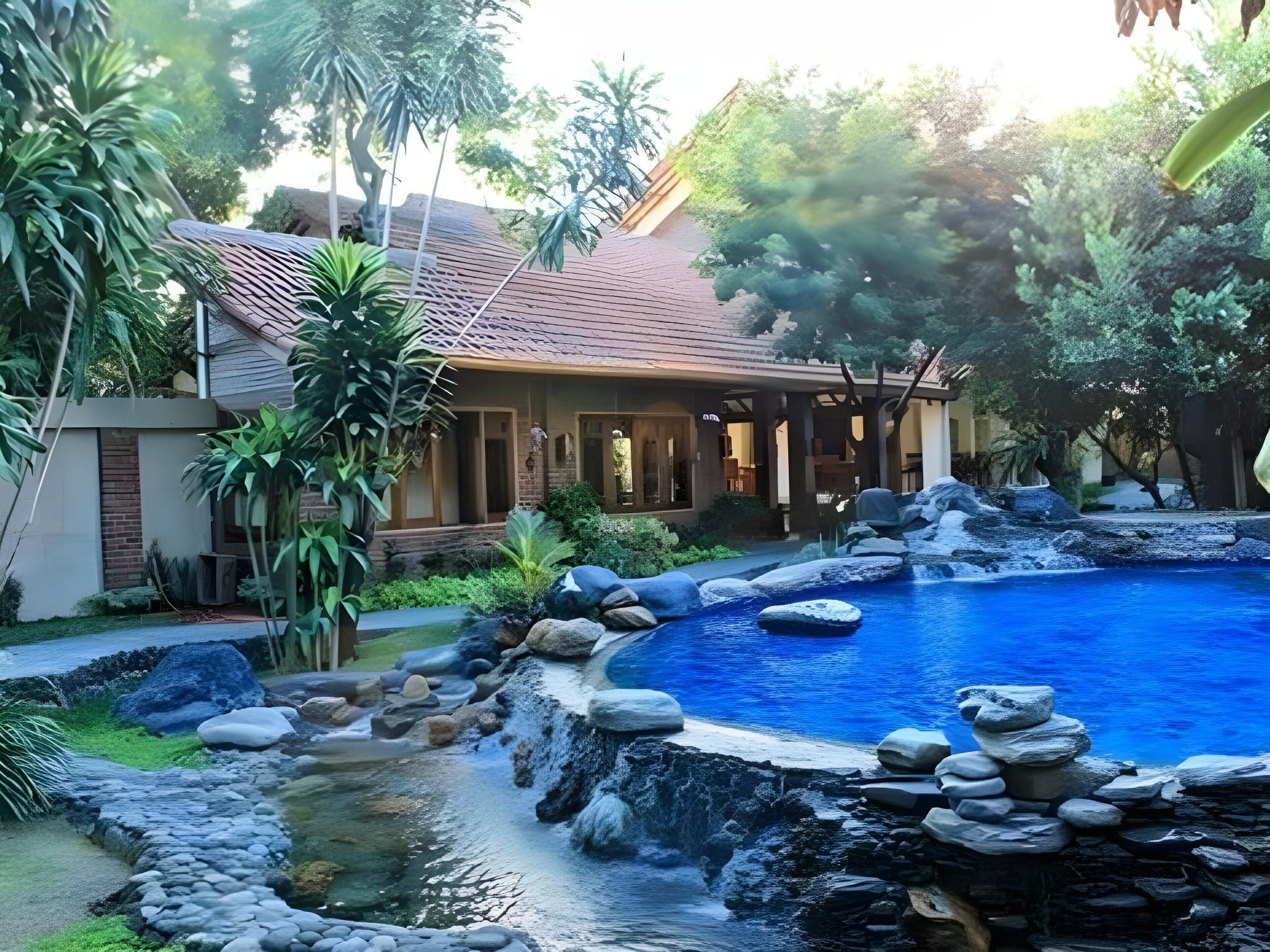 swimming pool [outdoor]