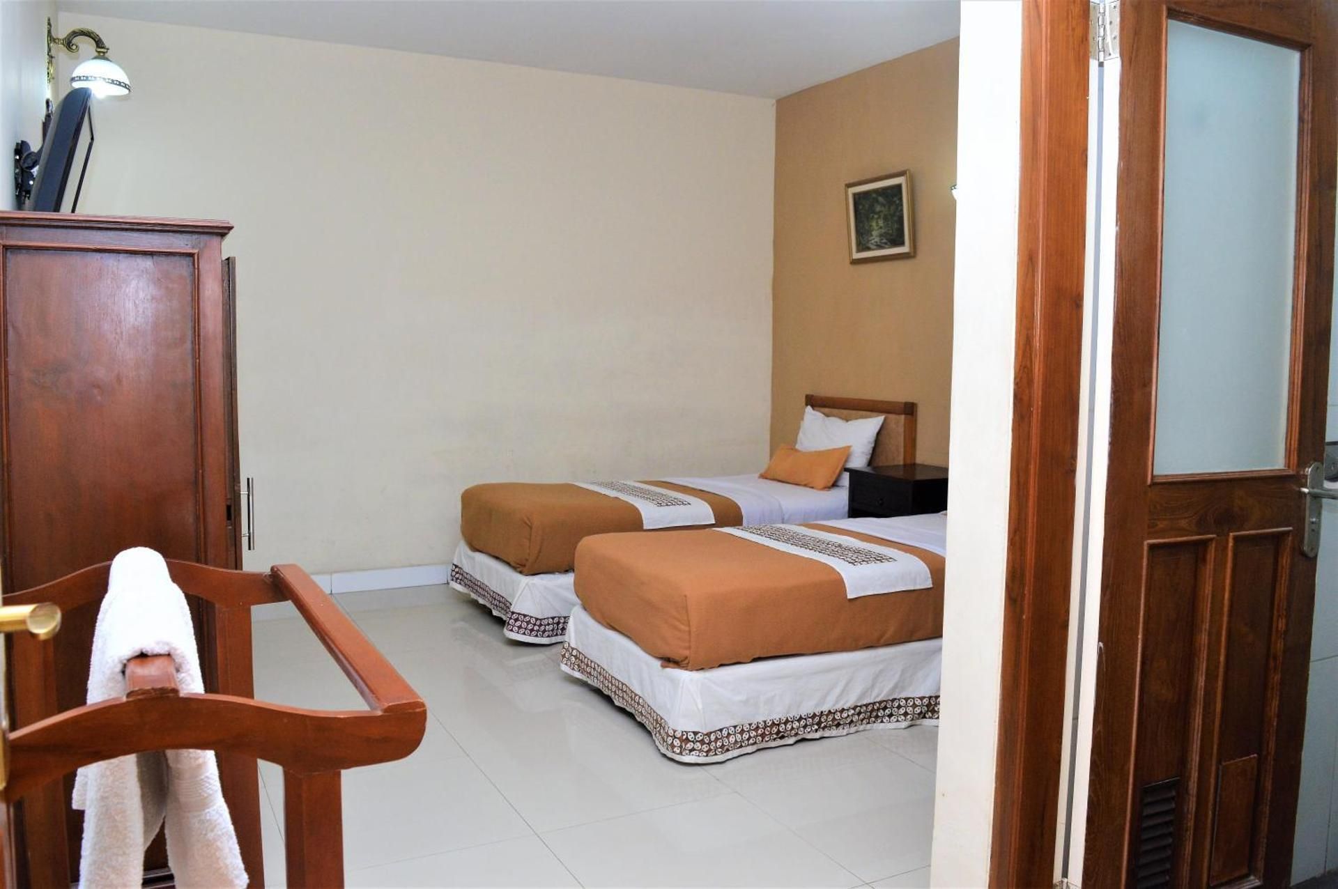 Twin Room