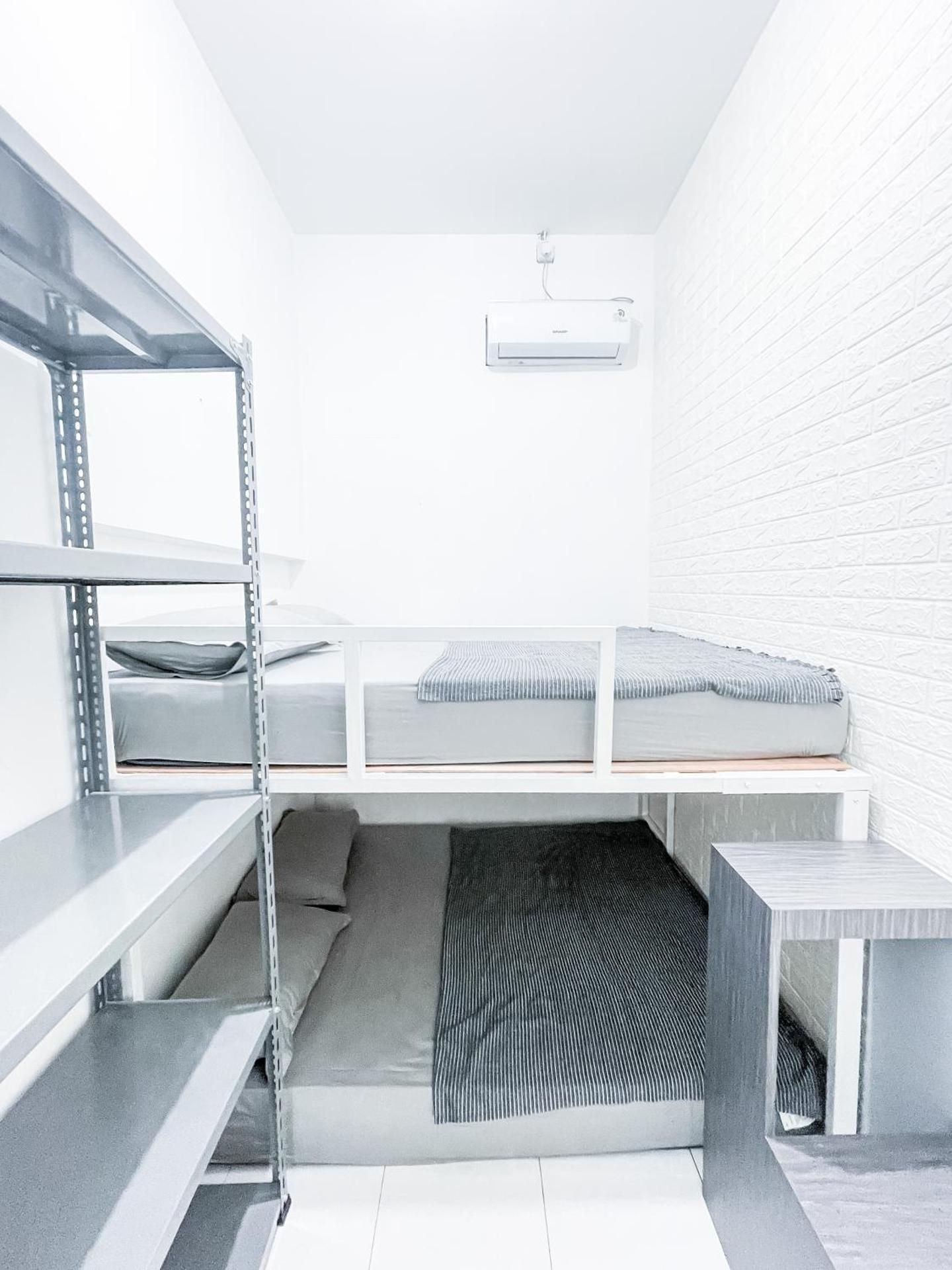 Quadruple Room with Shared Bathroom
