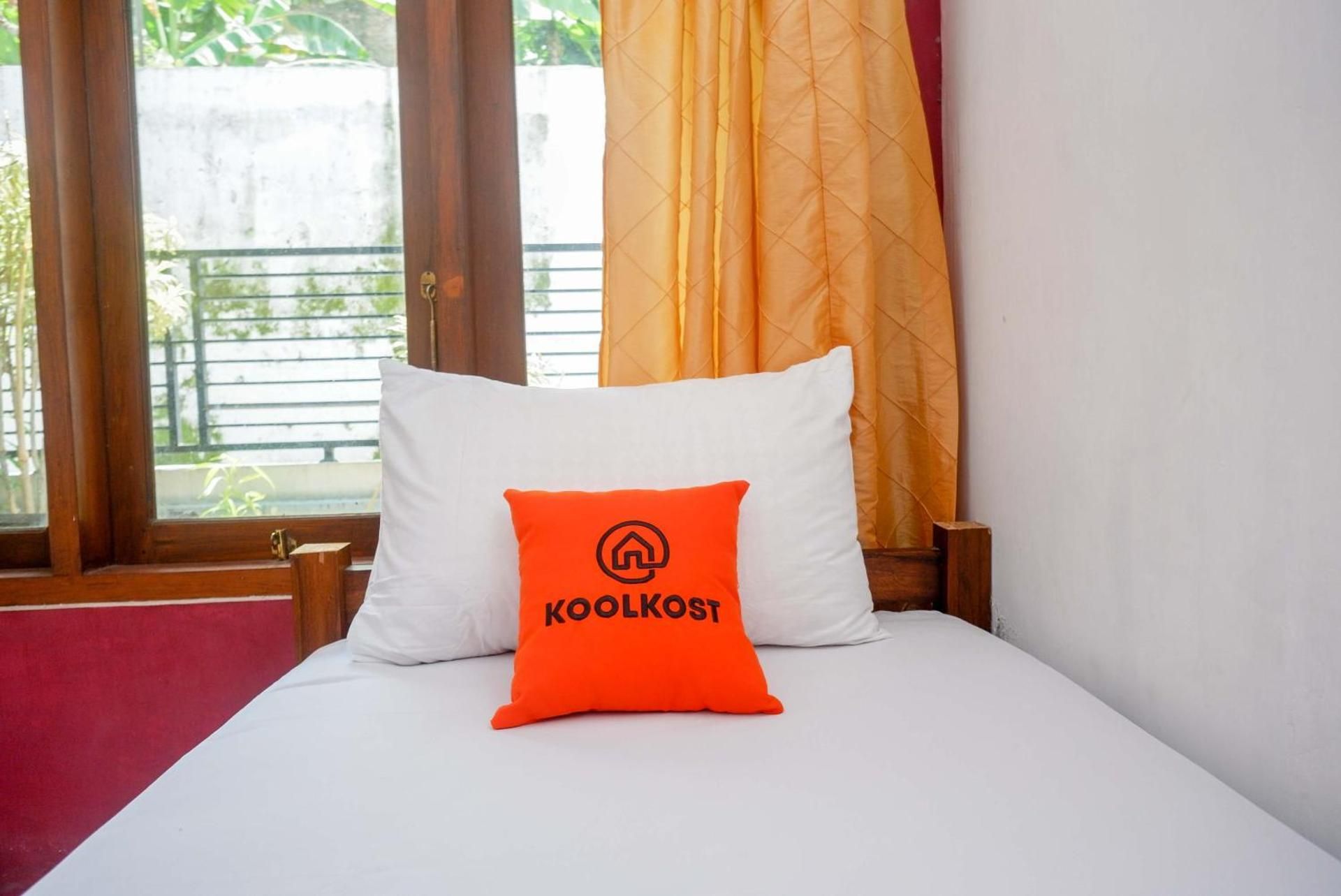 Economy Single Room