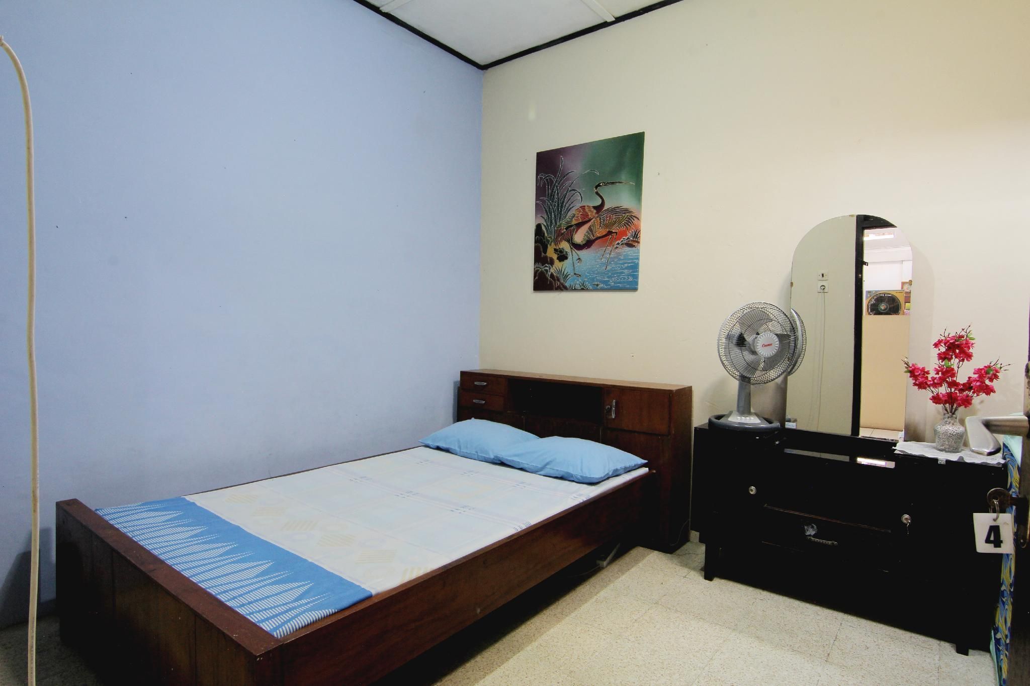 Standard Room with Shared Bathroom