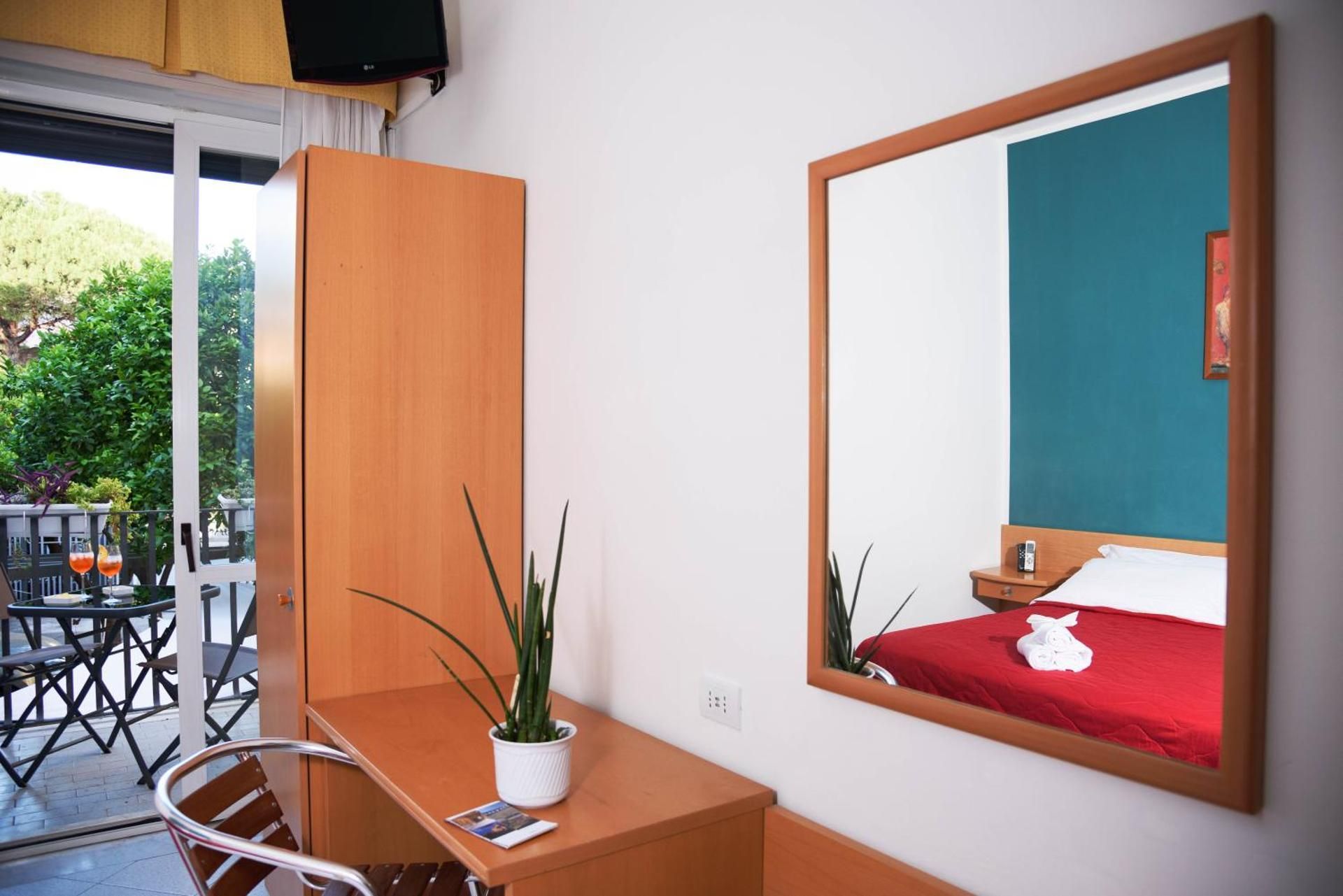 Hotel Calypso Double Room (1 Adult) 2