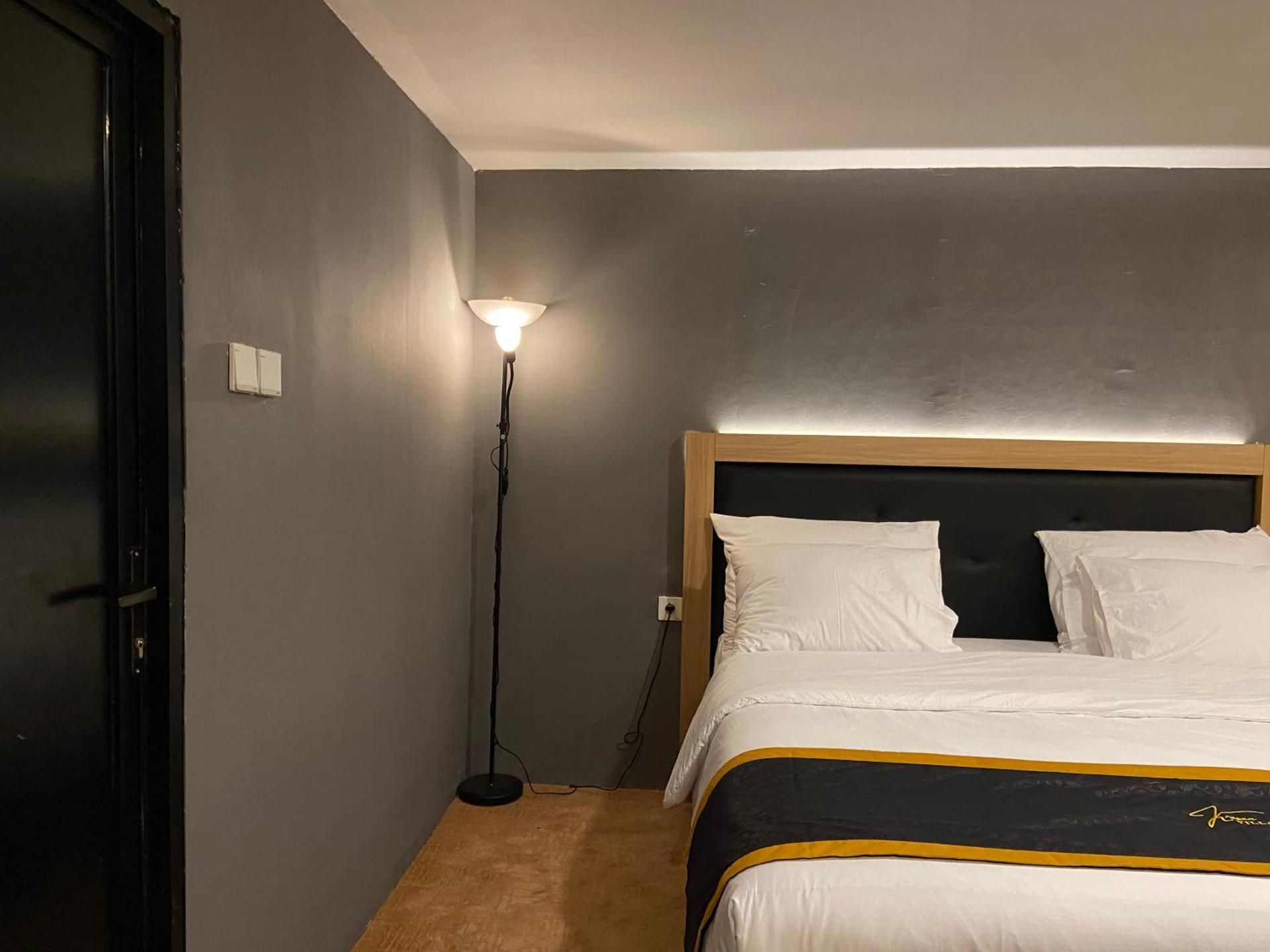 King Room with Balcony