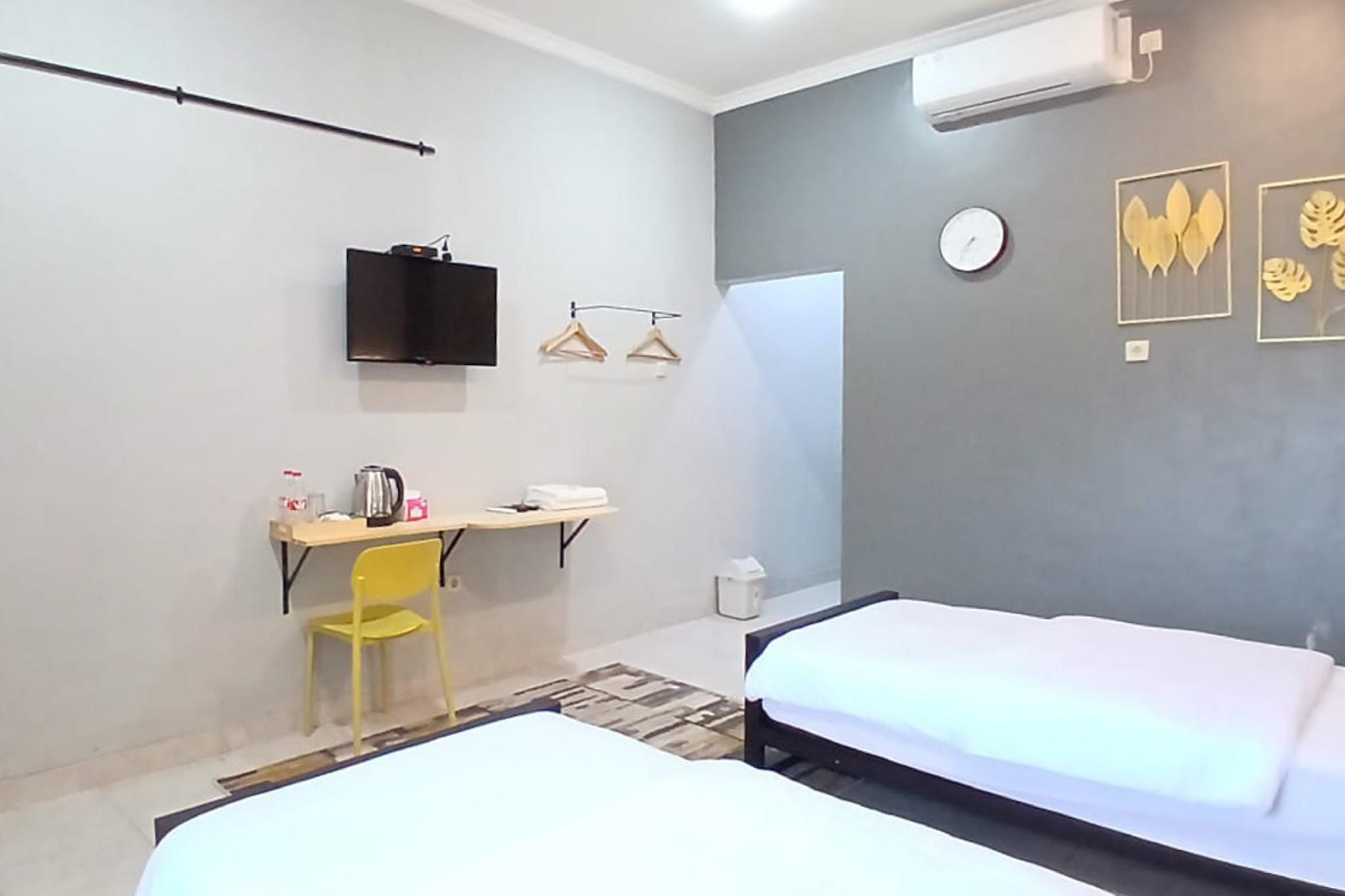 Deluxe Twin Room