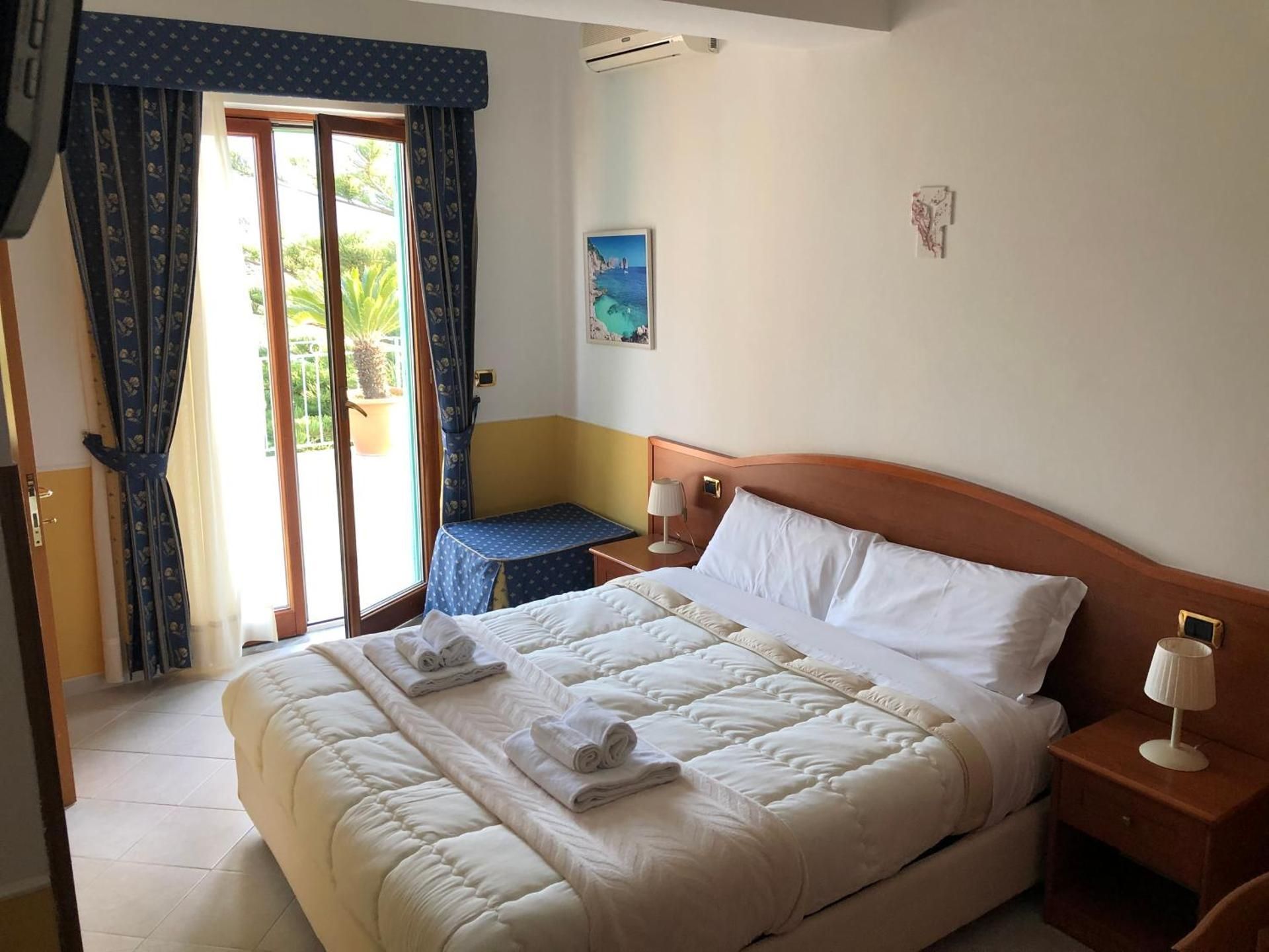 Villa Julia Double Room with Sea View