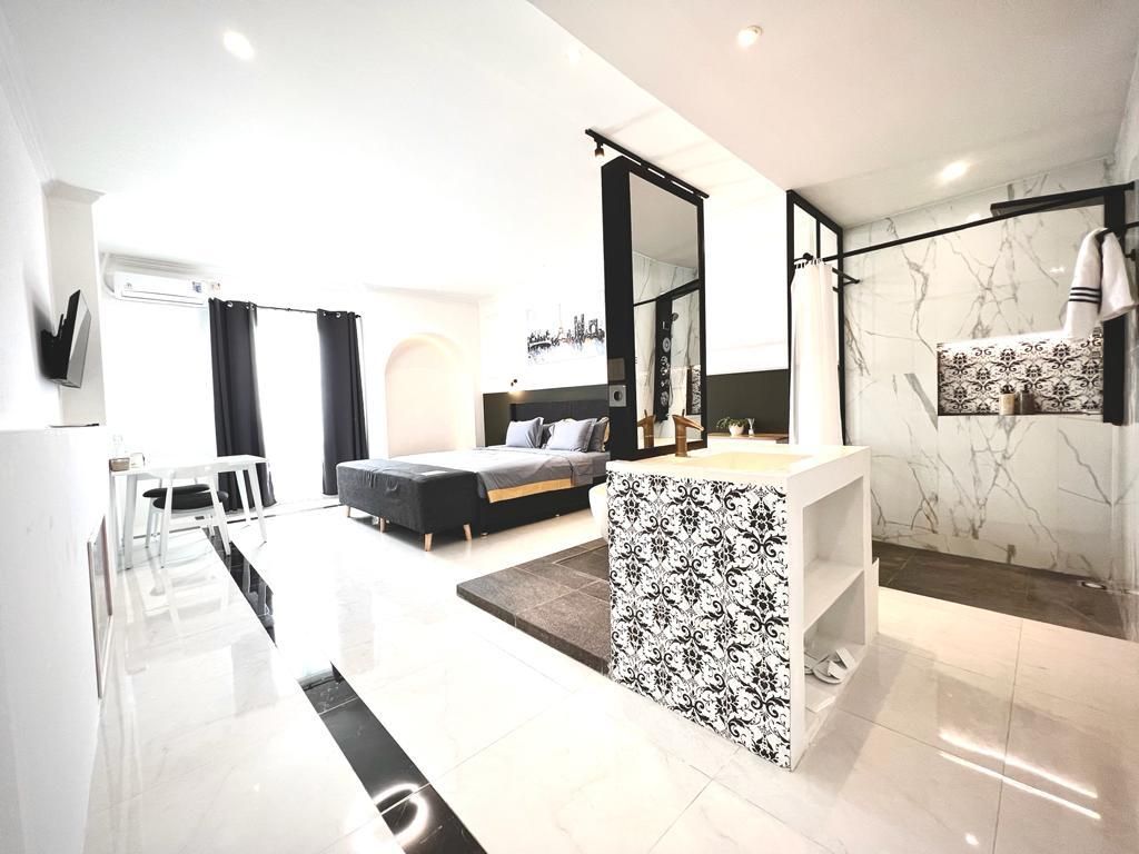 Romantic Large Double Room