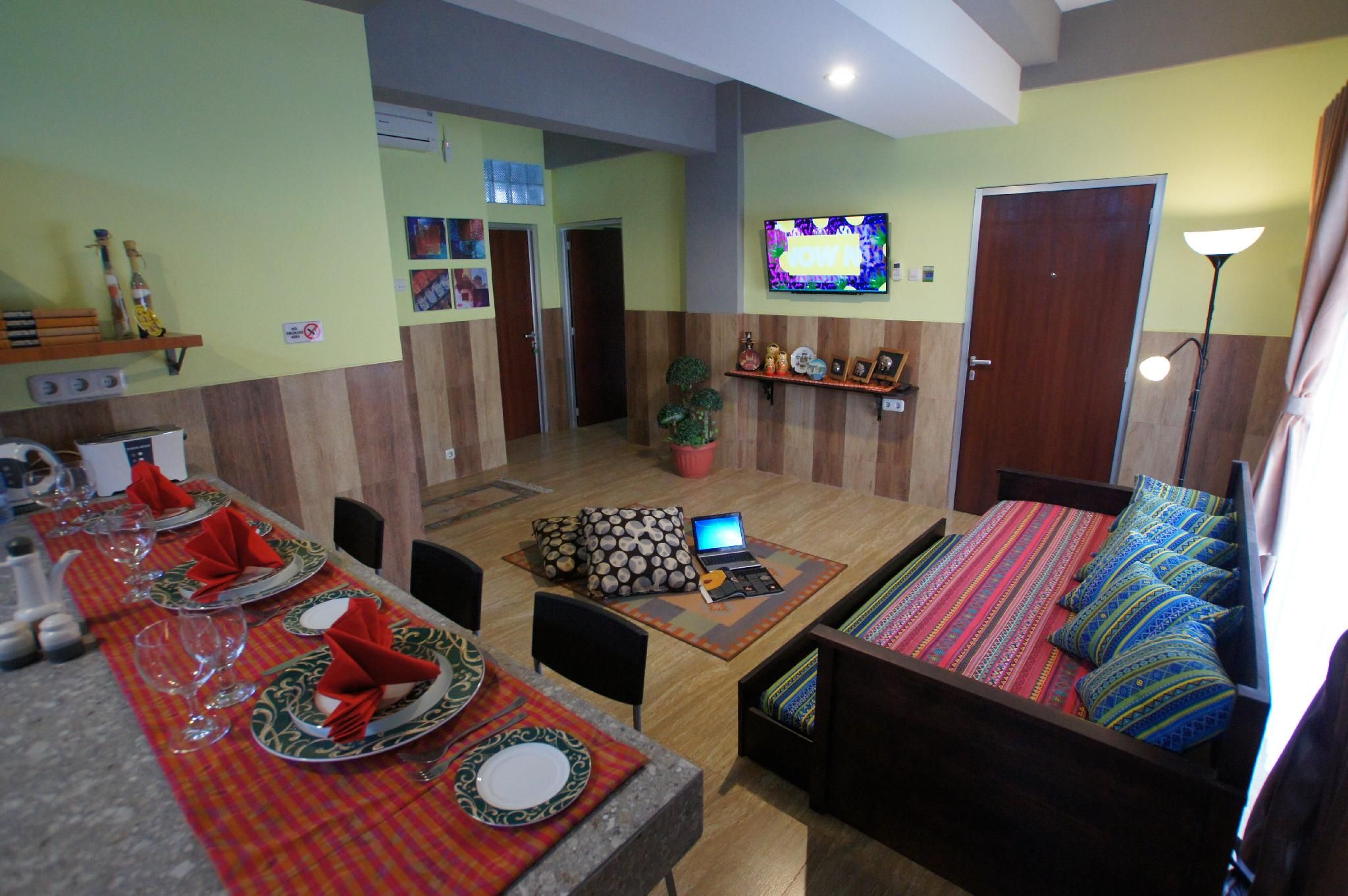 Oasis Studio Hotel Satu