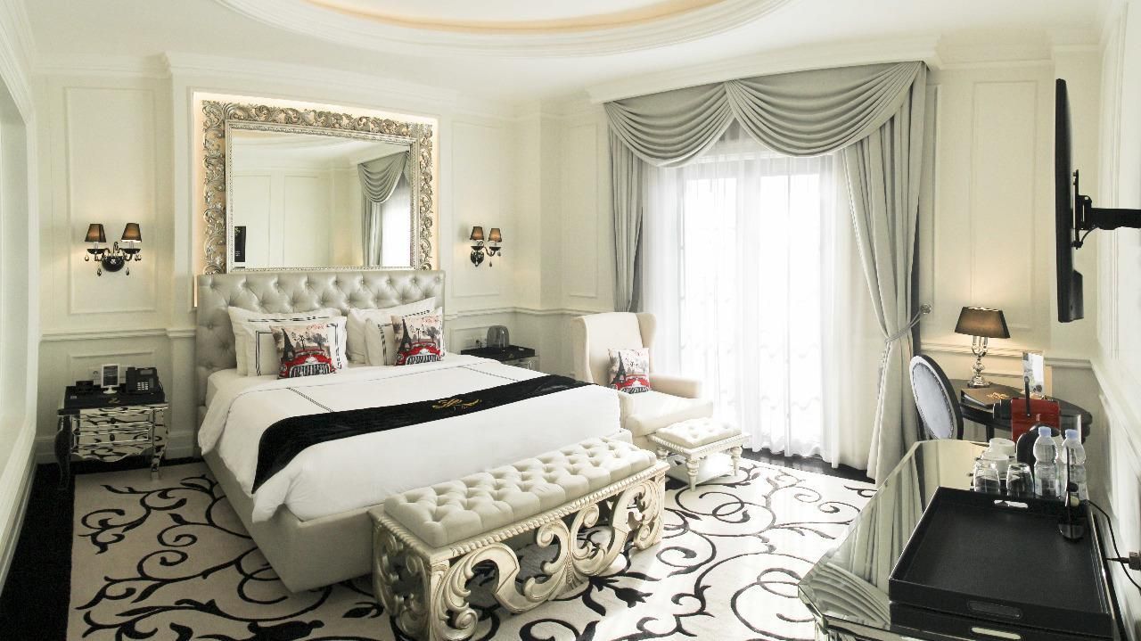Vip Club Room