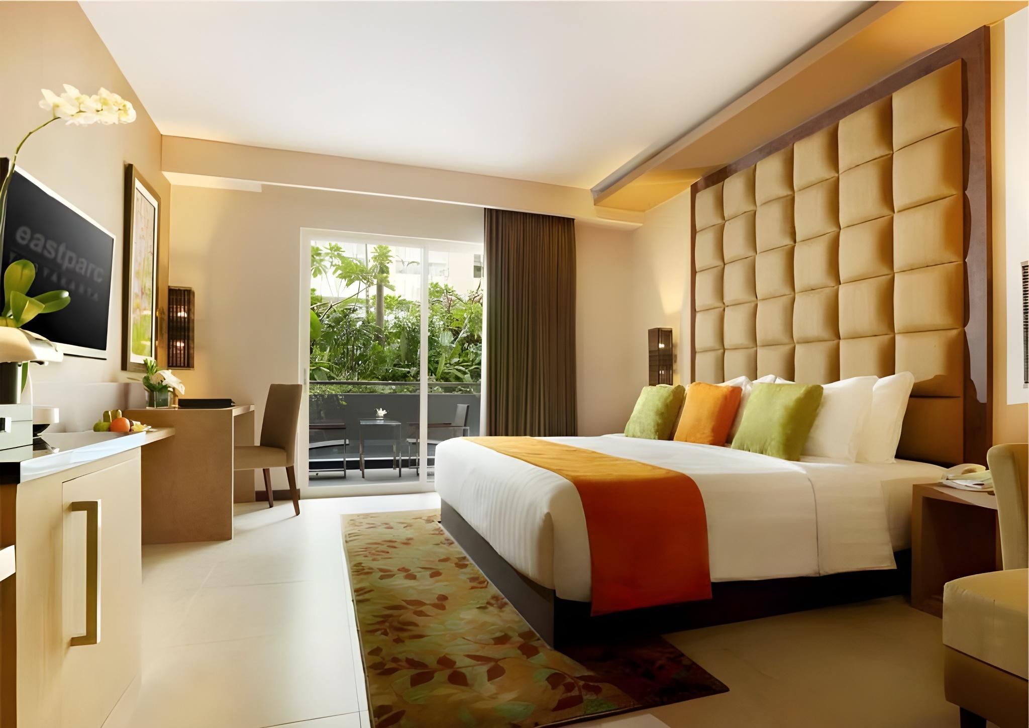 Premier Staycation King Room with Balcony