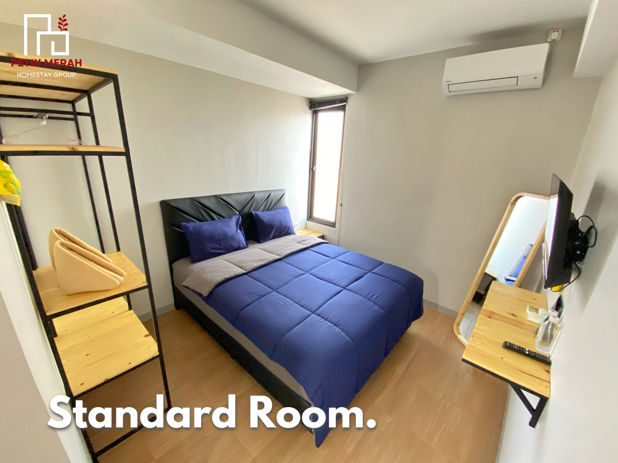 Standard - 1 Queen Bed