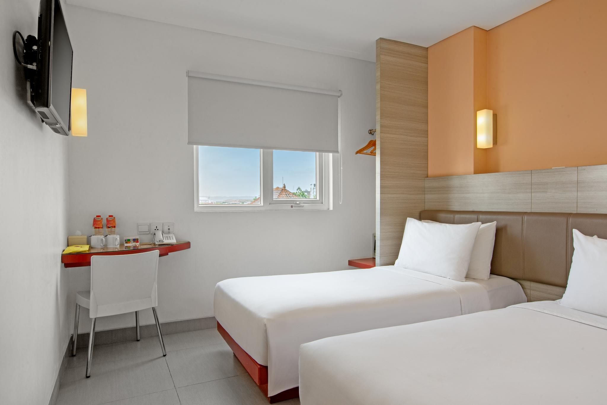 Twin Bed Non-Smoking