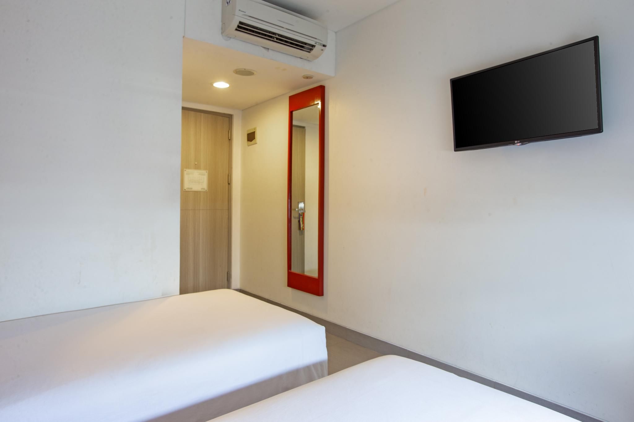 Twin Bed Non-Smoking
