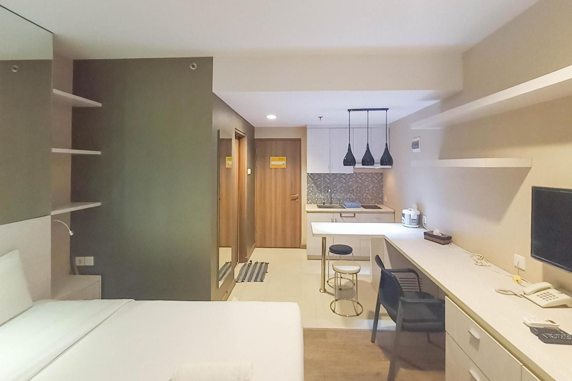 Studio Apartment