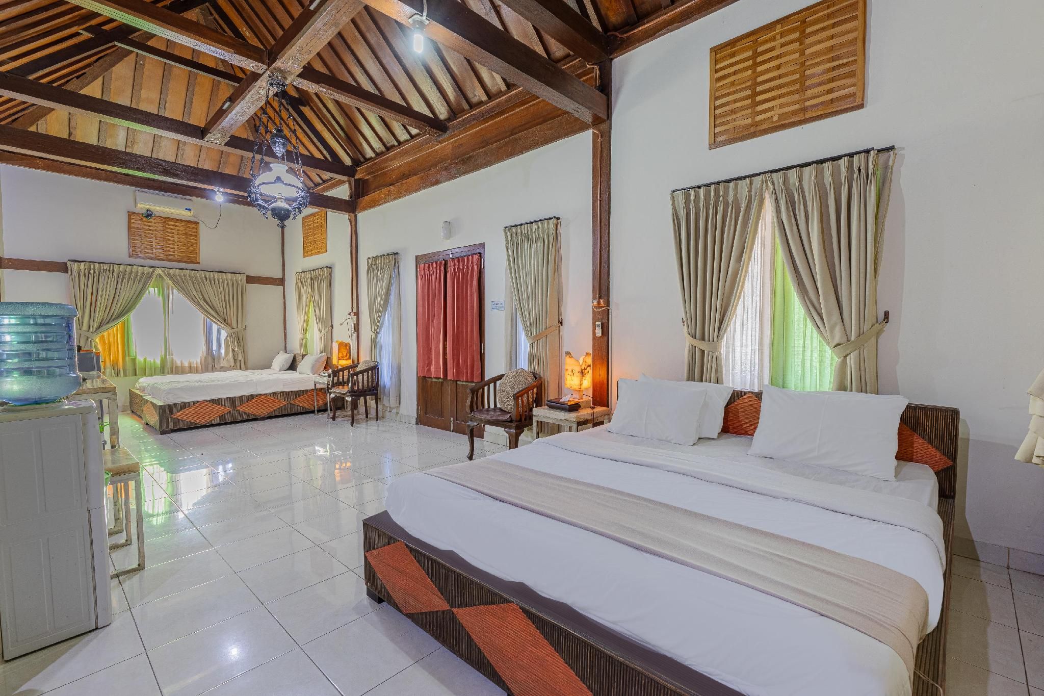 Limasan Satu Villa