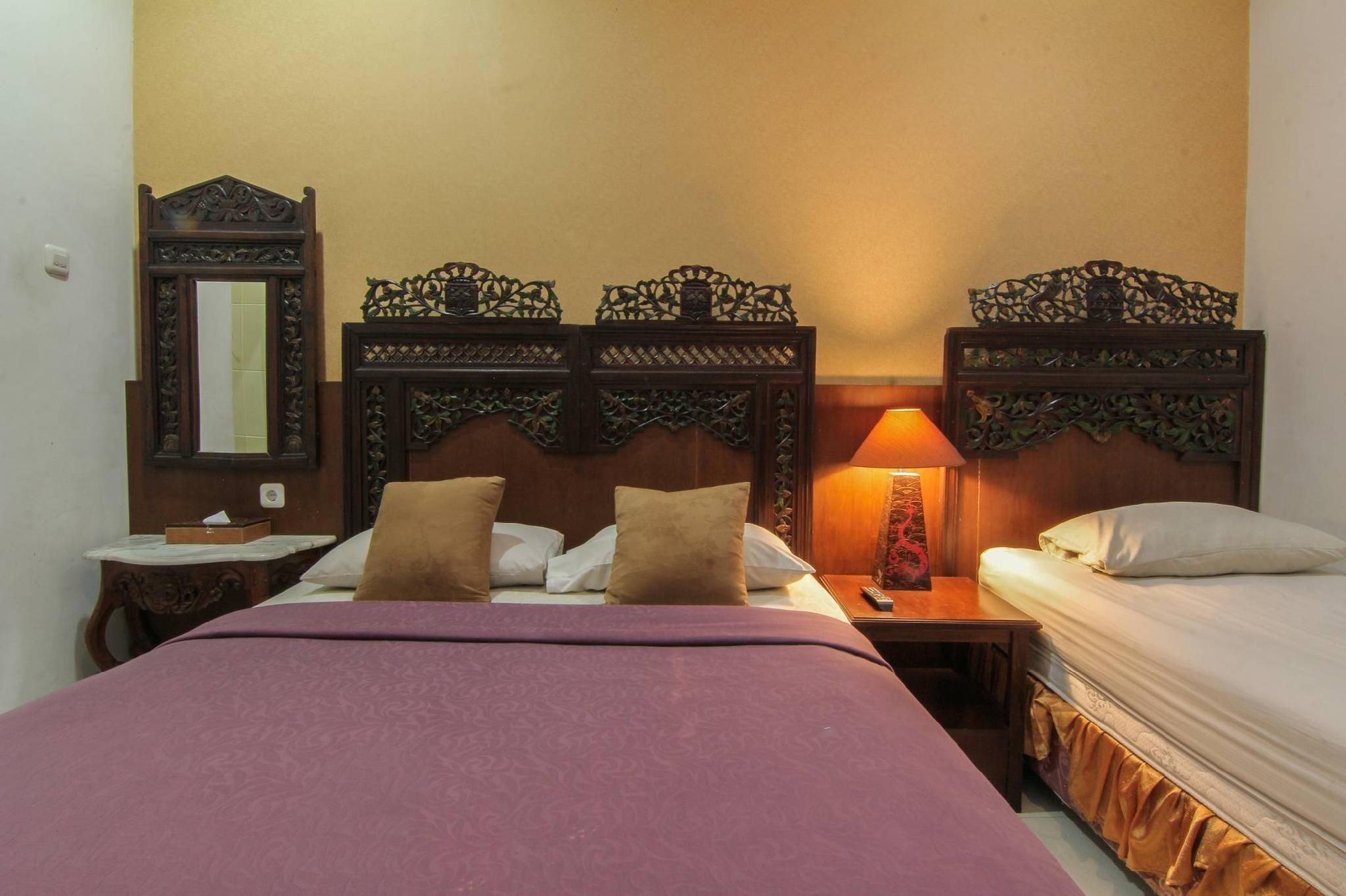 Deluxe Family Room