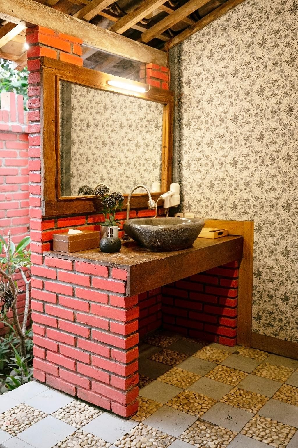 Deluxe Wooden House