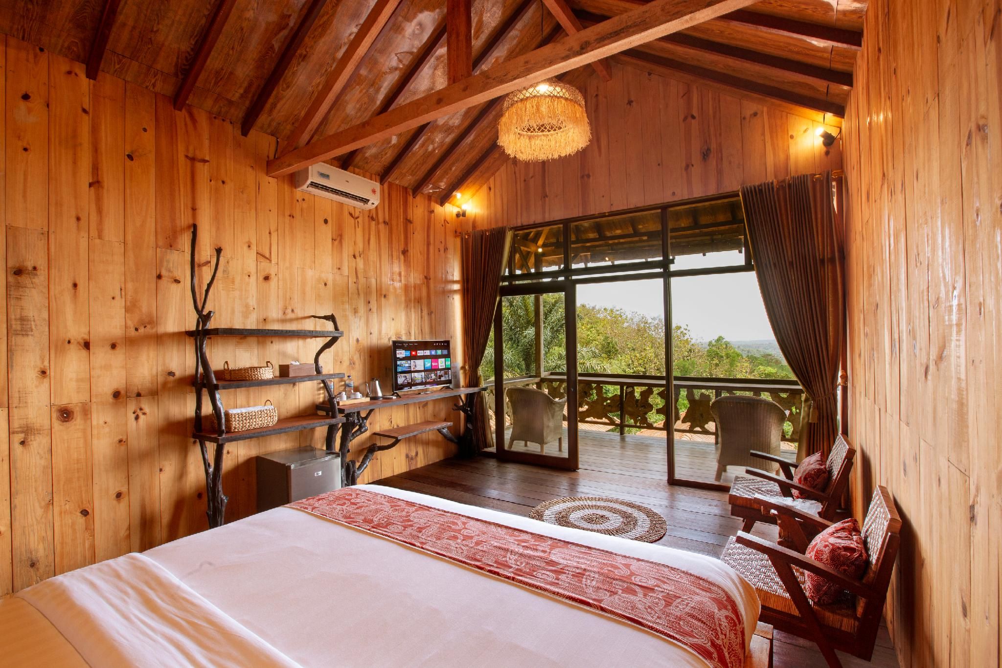 Premier King Room