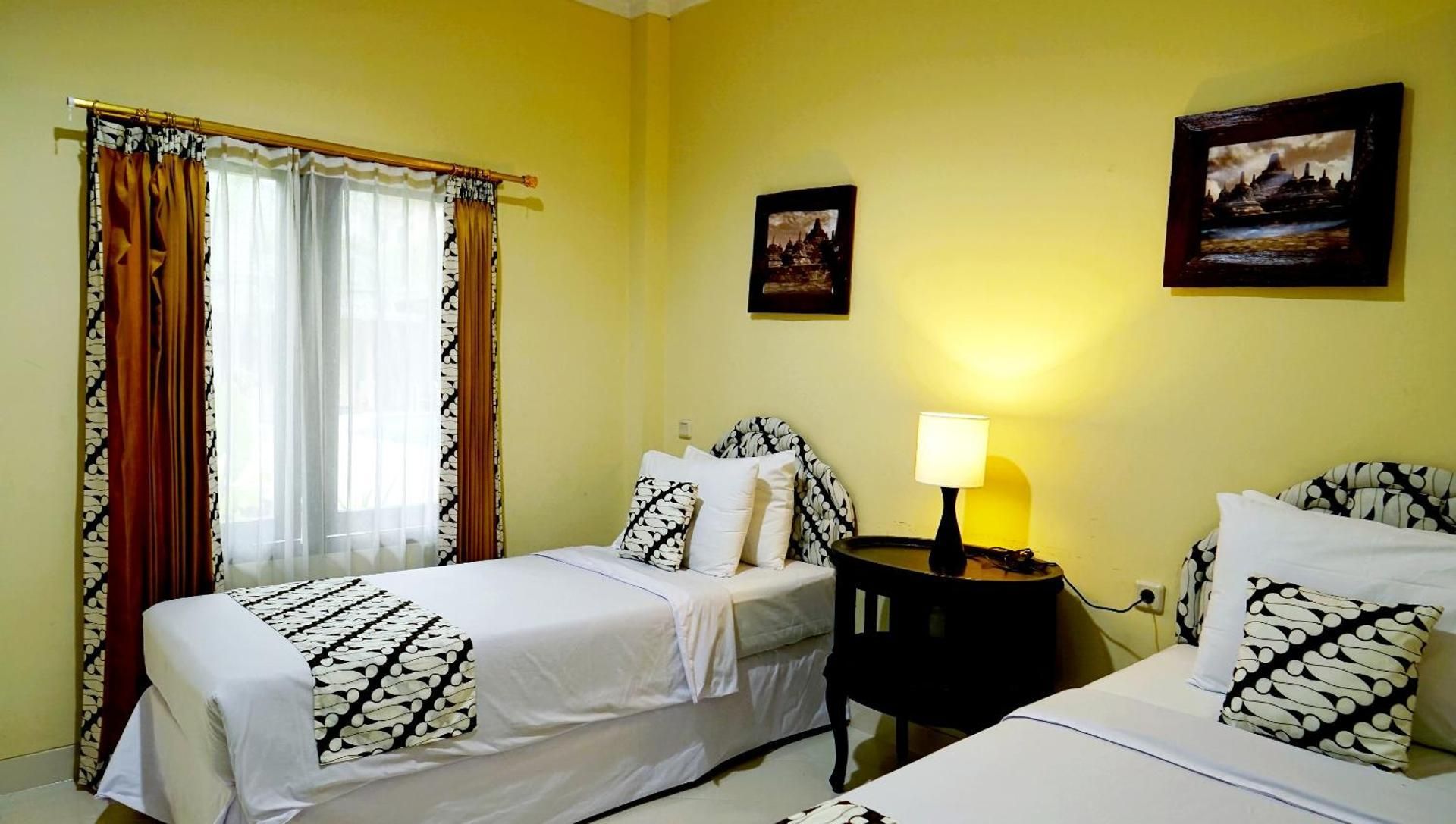 Superior Twin Room
