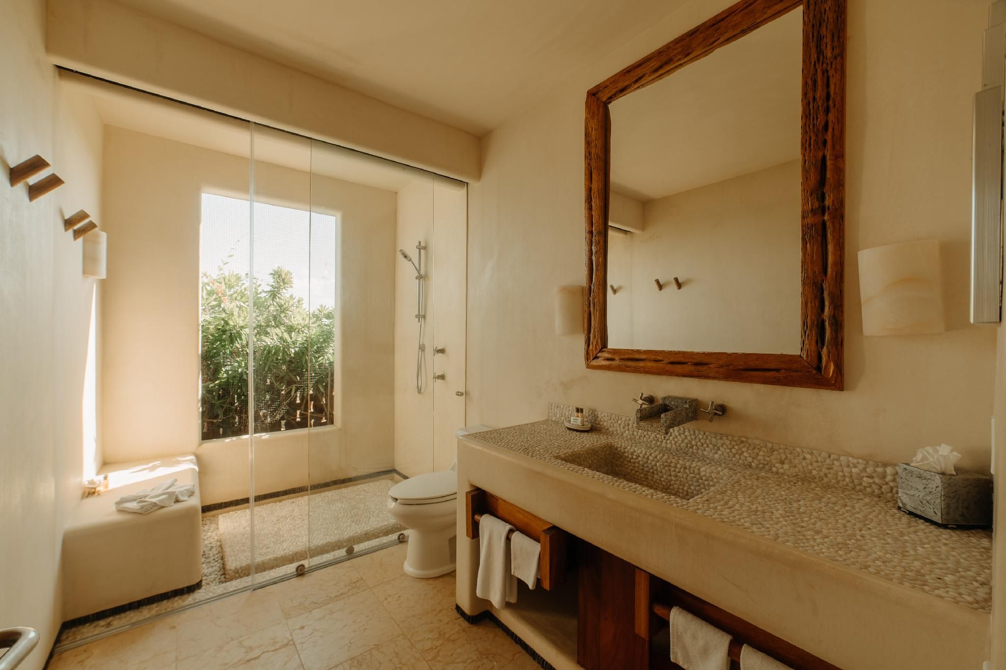 Penthouse with Kitchenette and Balcony