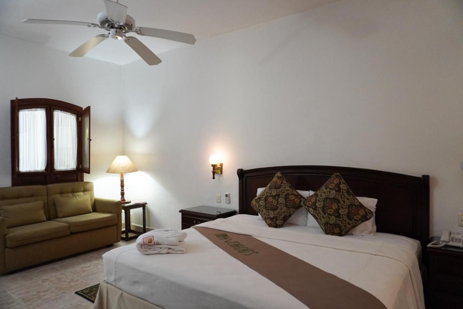 Superior King Room