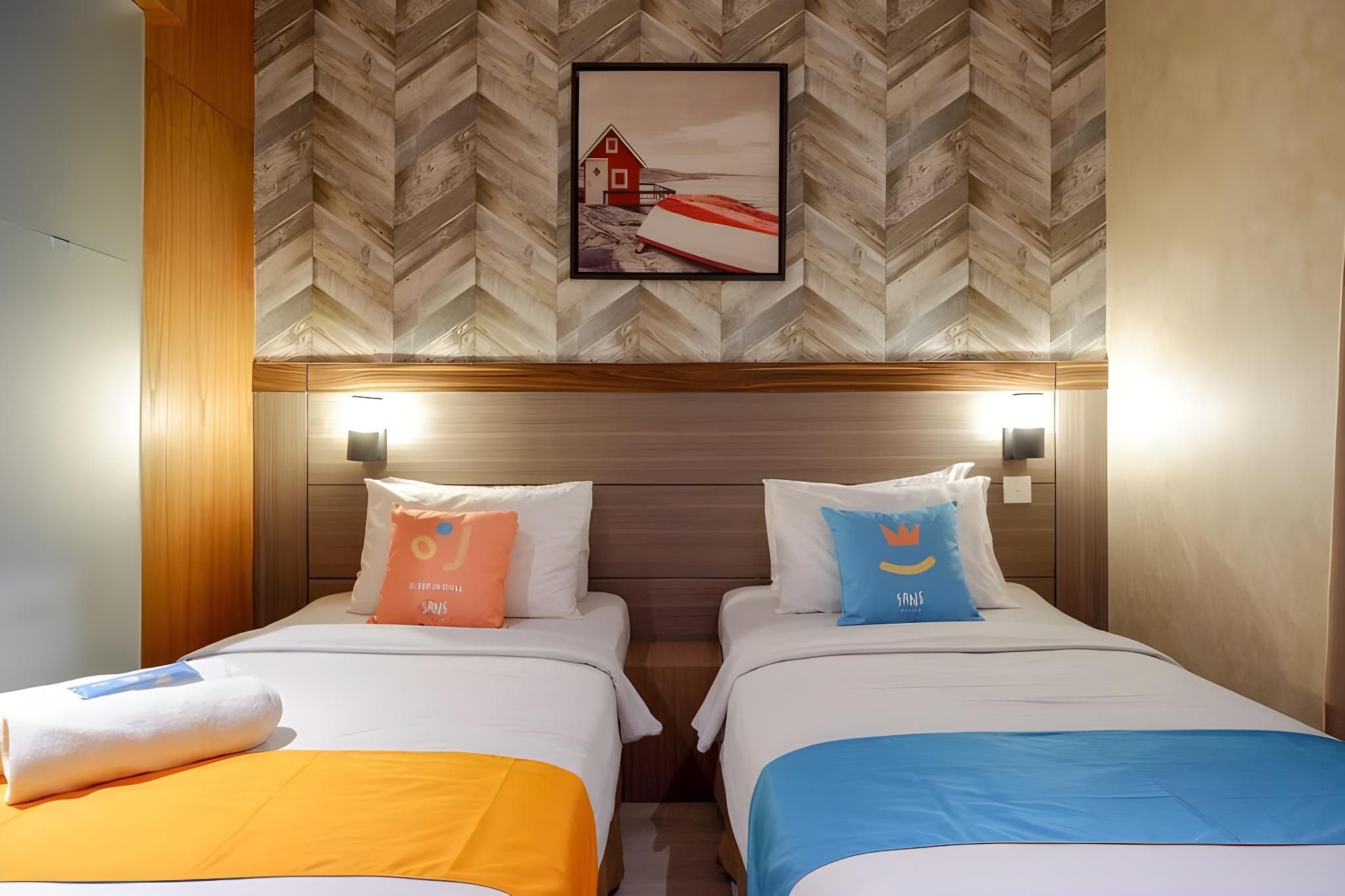 Sans Hotel Ekkon Yogyakarta by RedDoorz Superior Twin Room