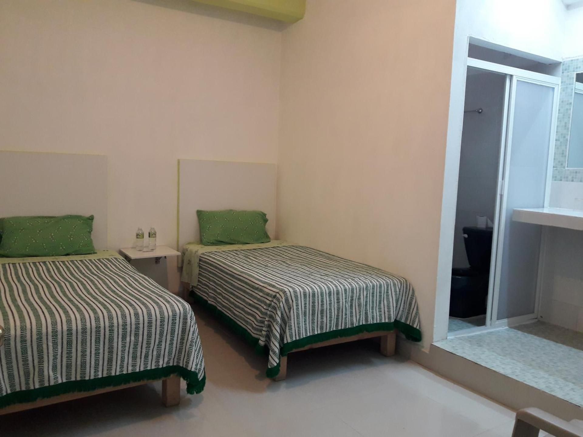 Economy Twin Room