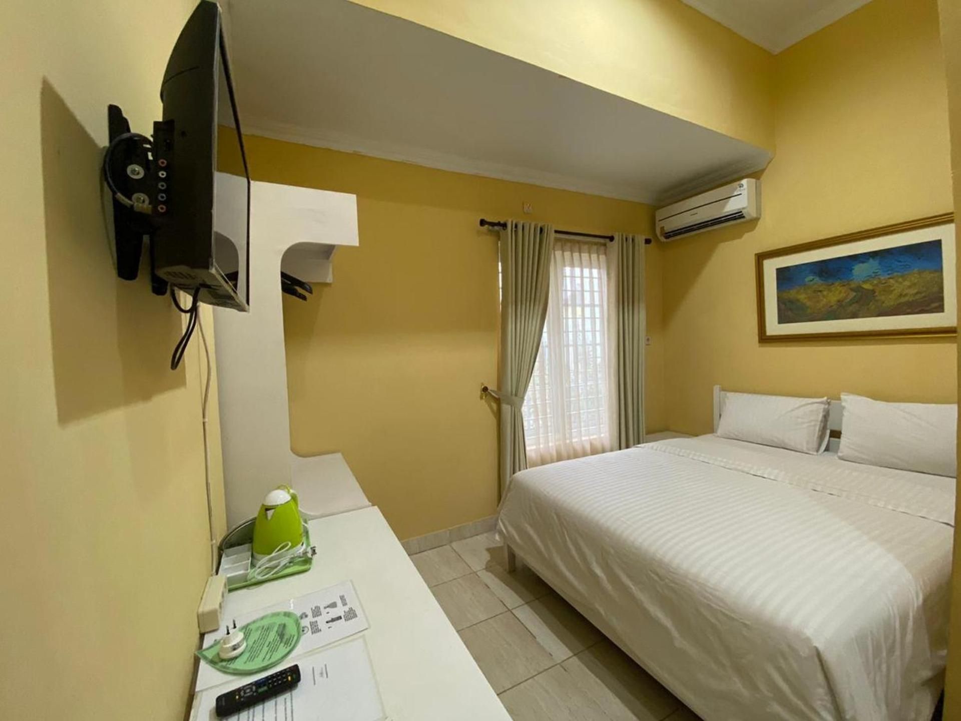 Economy Double Room