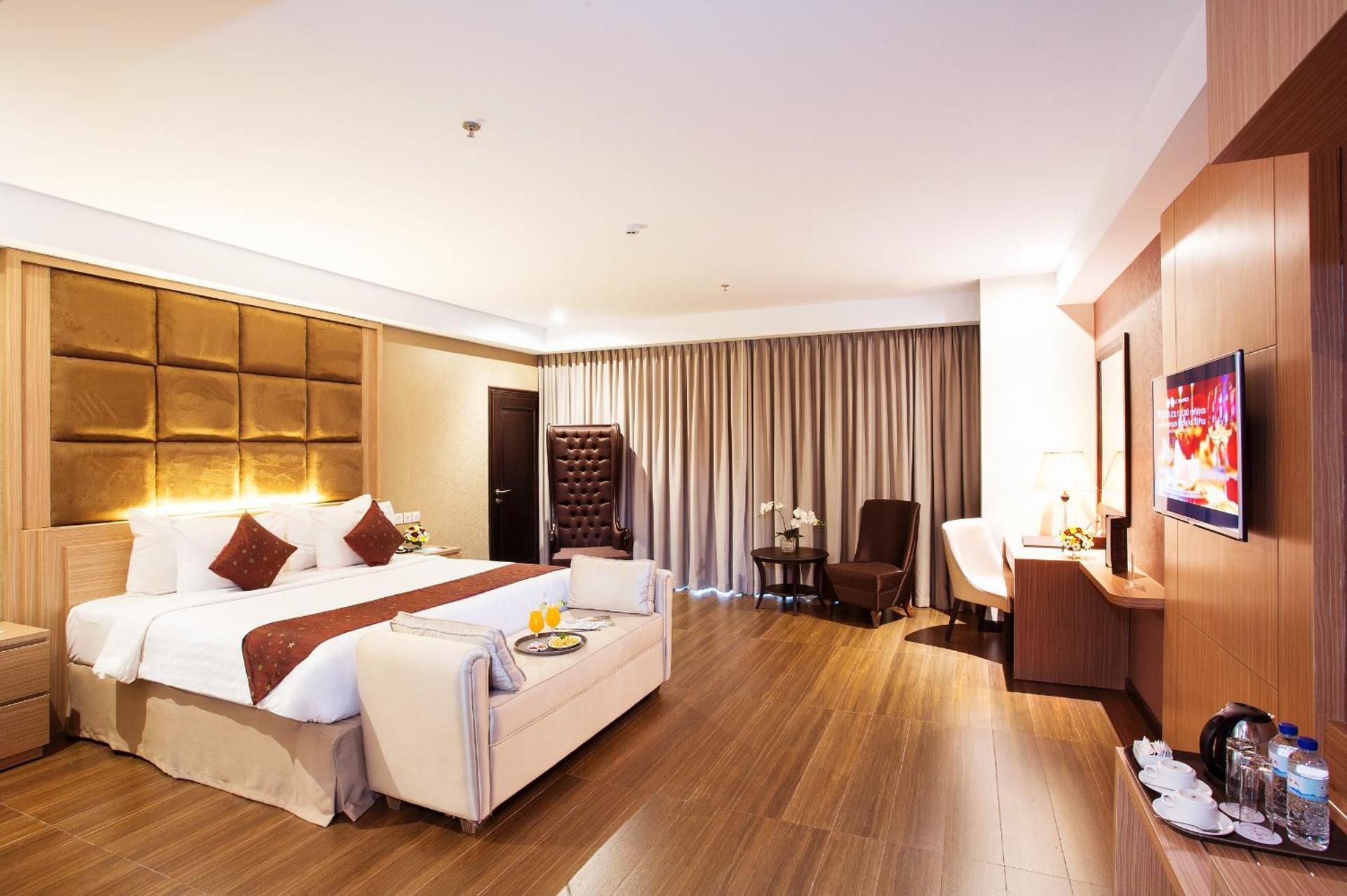 Executive Suite