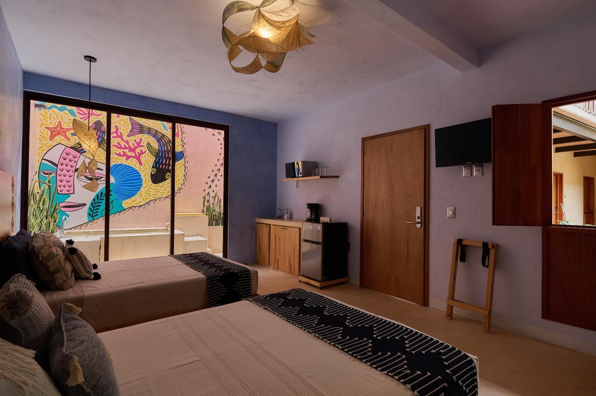 Deluxe Suite with Spa Bath