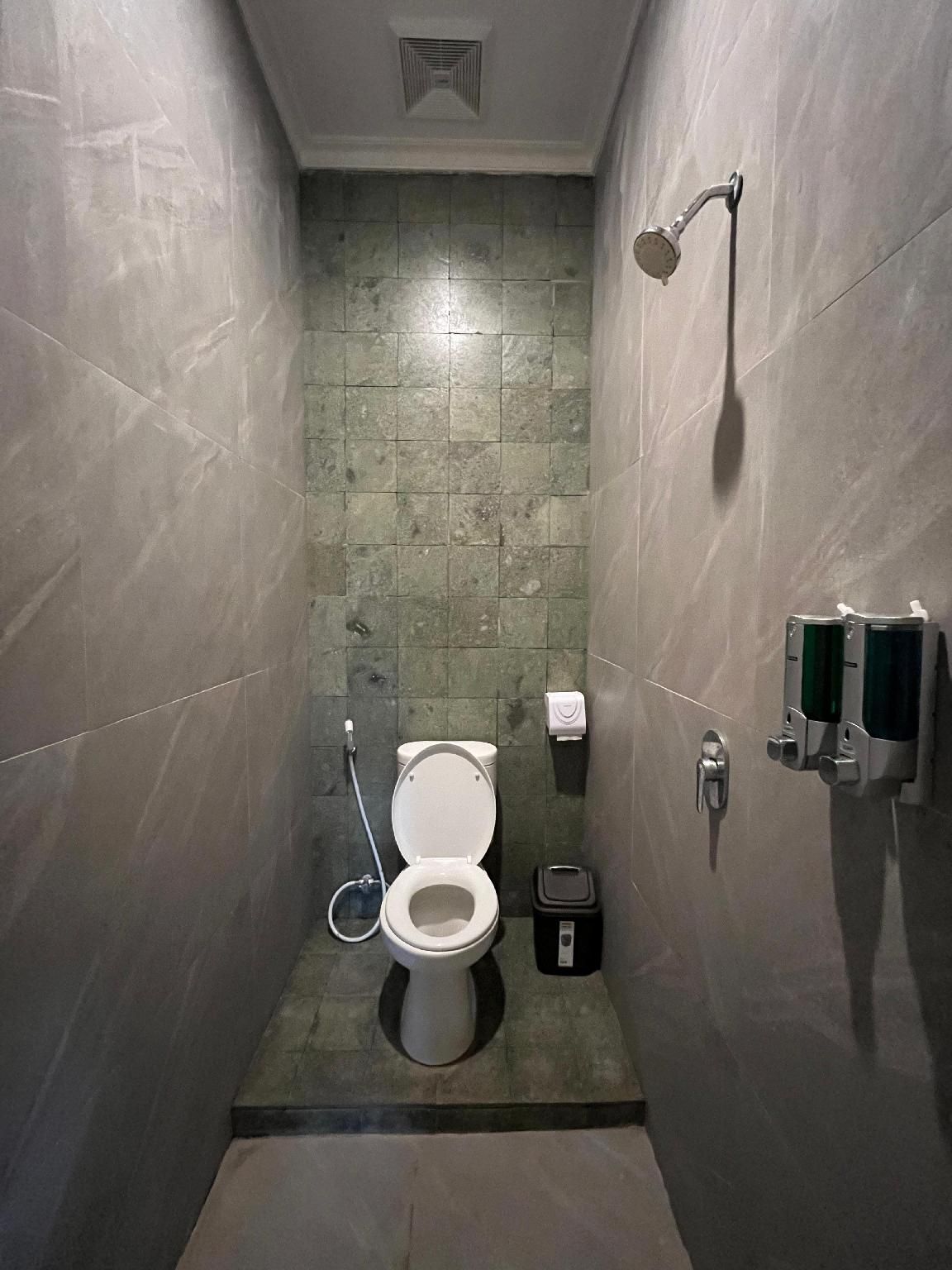 2 Bedroom