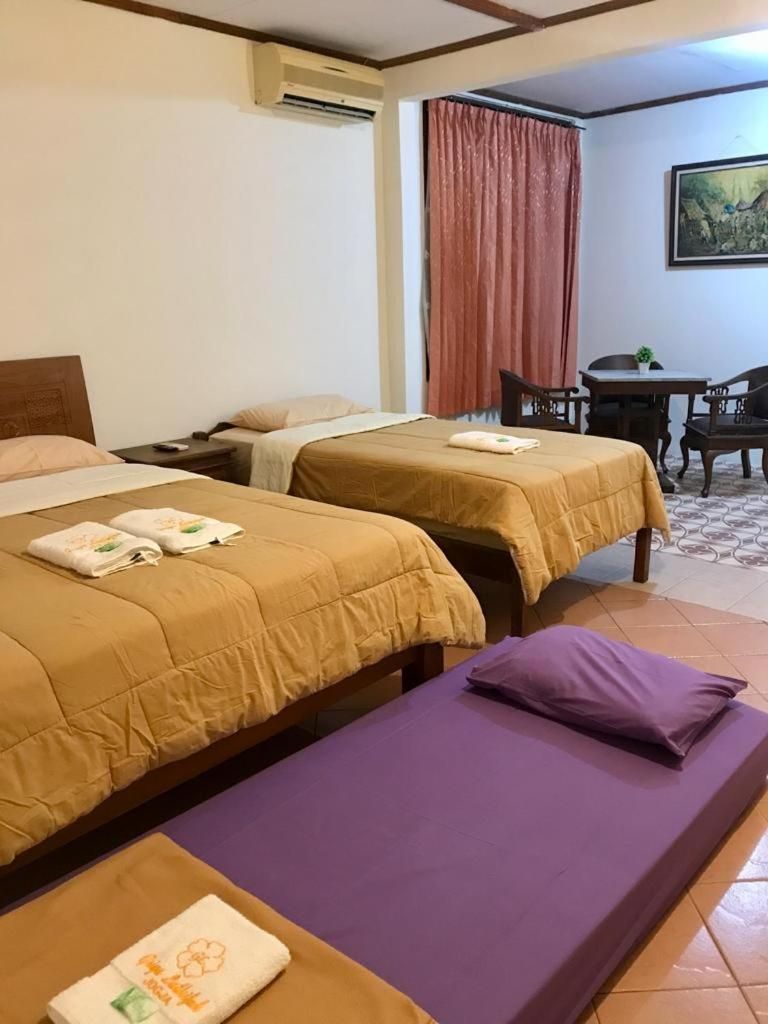 Triple Room with Private Bathroom