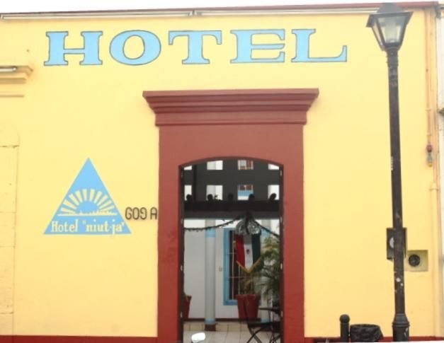 HOTEL NIUT-JA