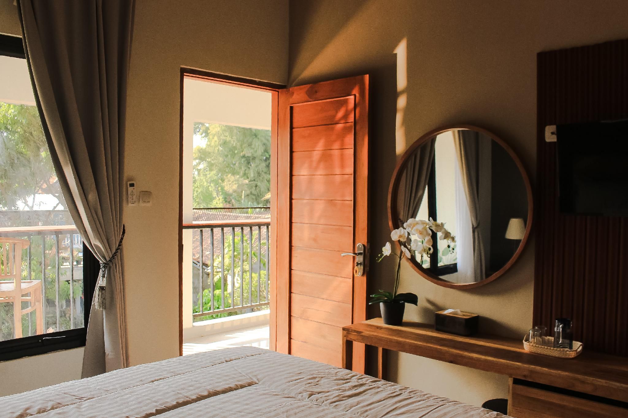Deluxe View Room