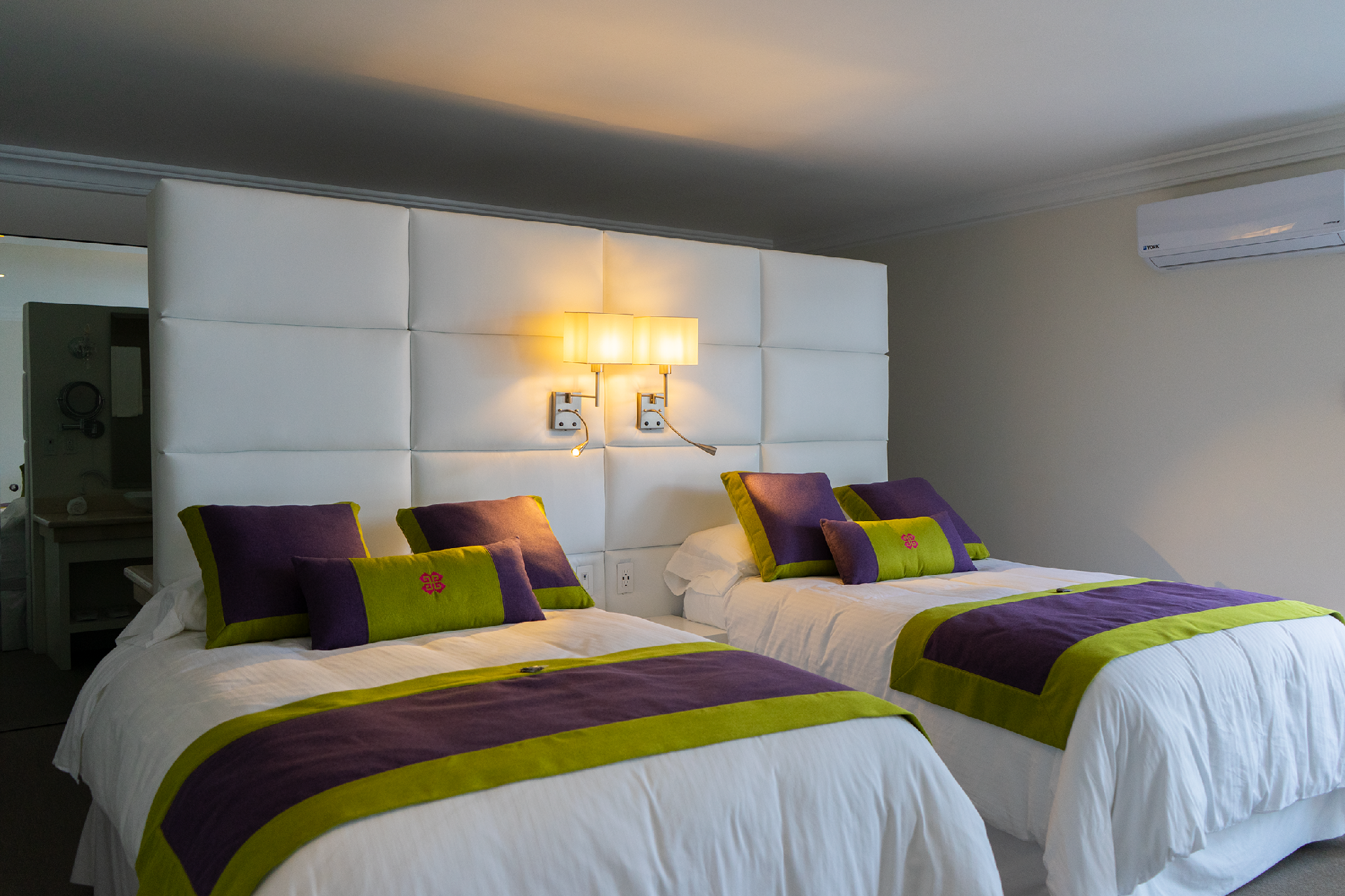Deluxe Plus Twin Room