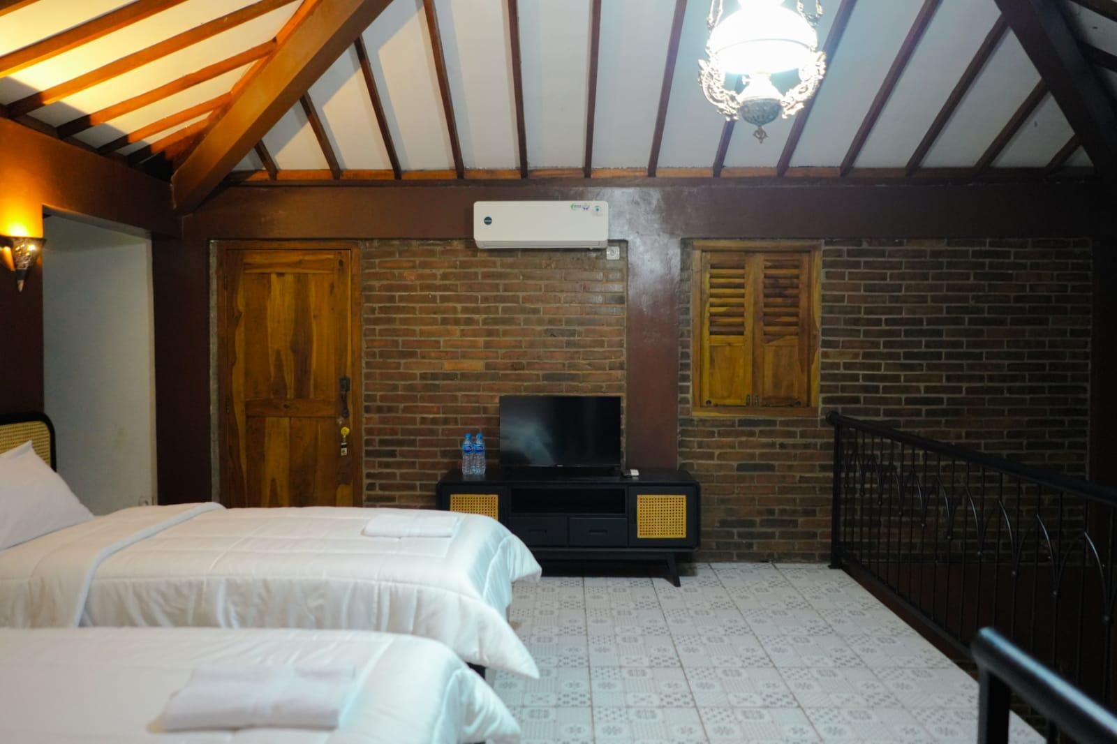 Deluxe Bungalow