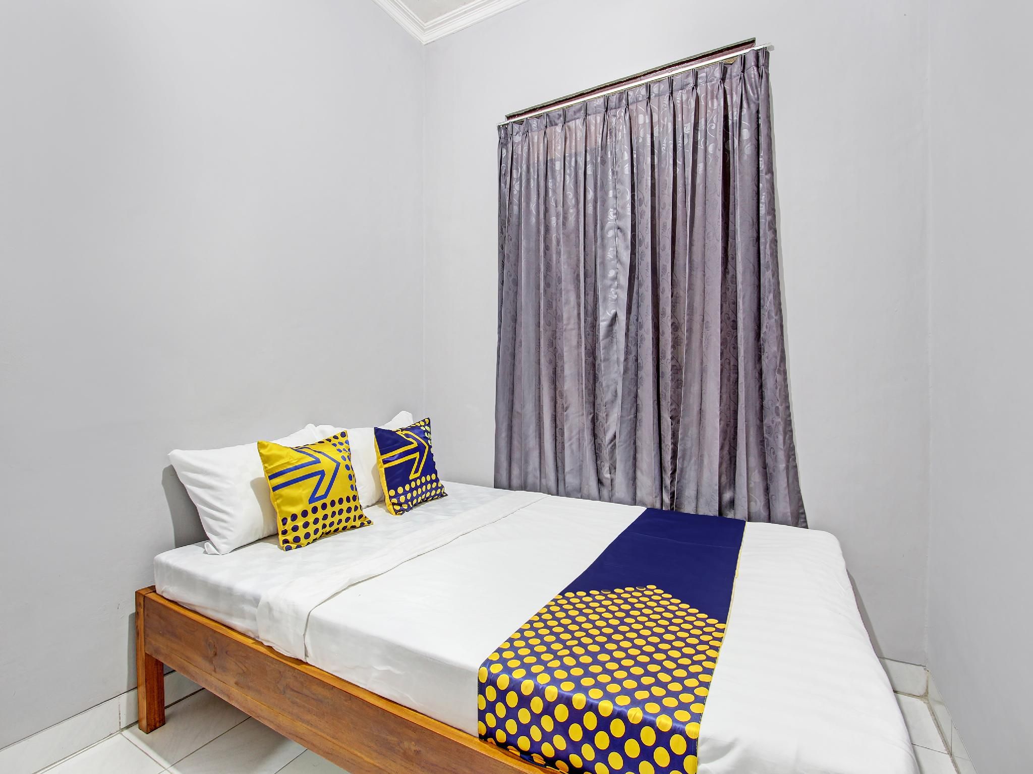 Double Room without Air Conditioning