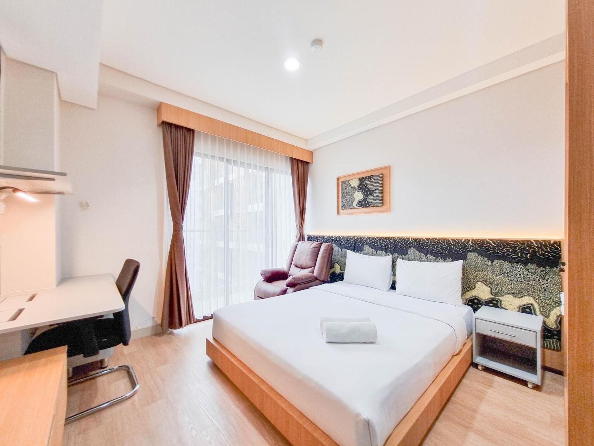 Studio Apartment