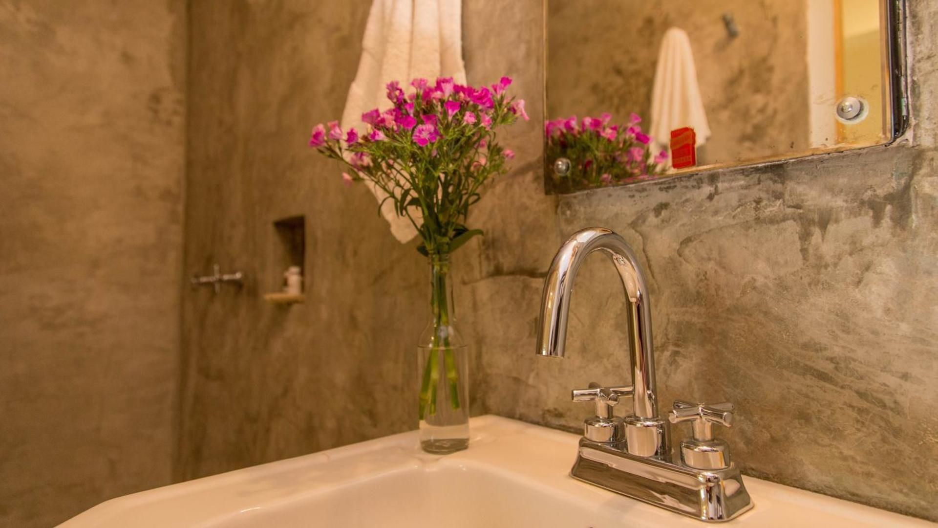 Agrado Guest House