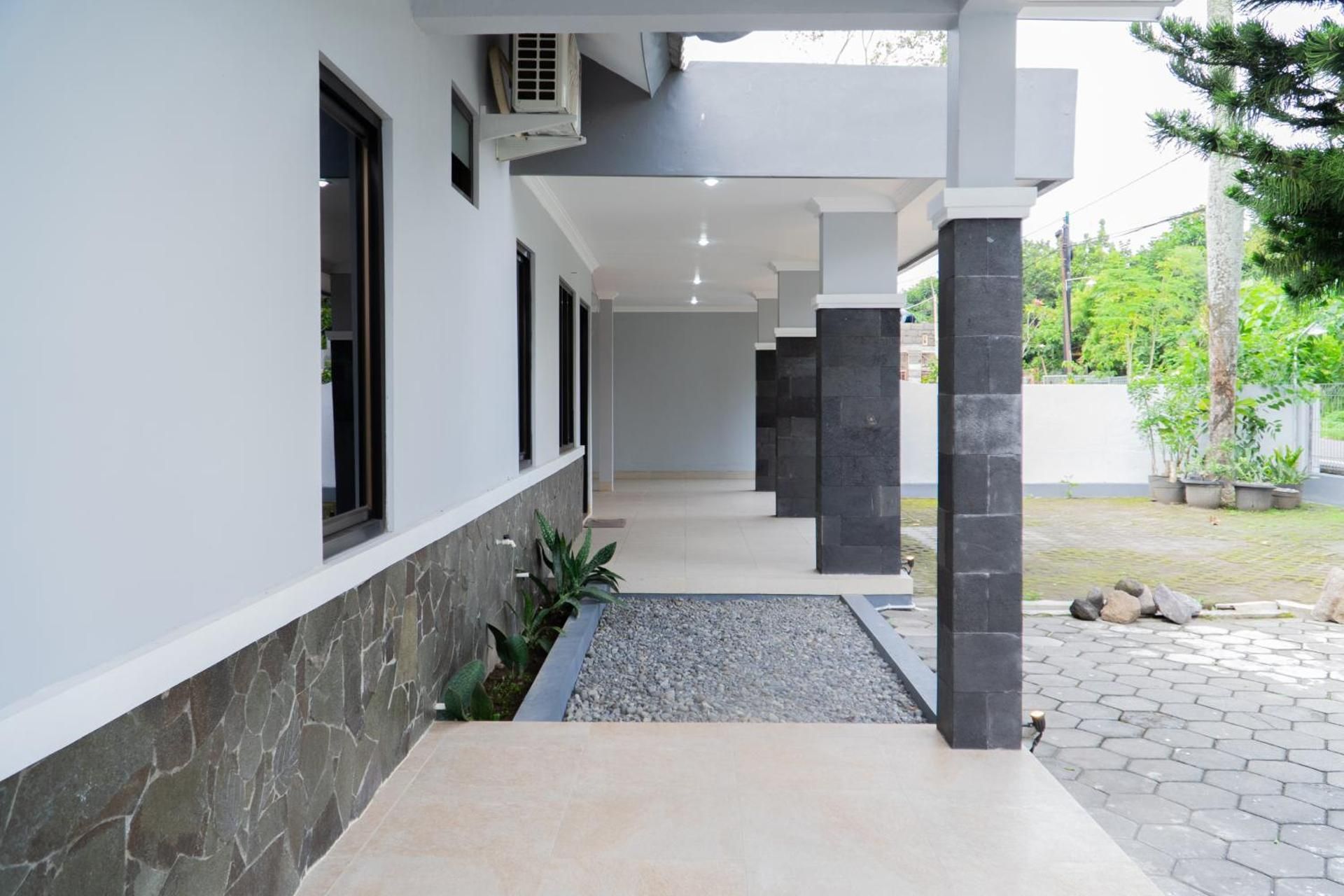 The Samora Living