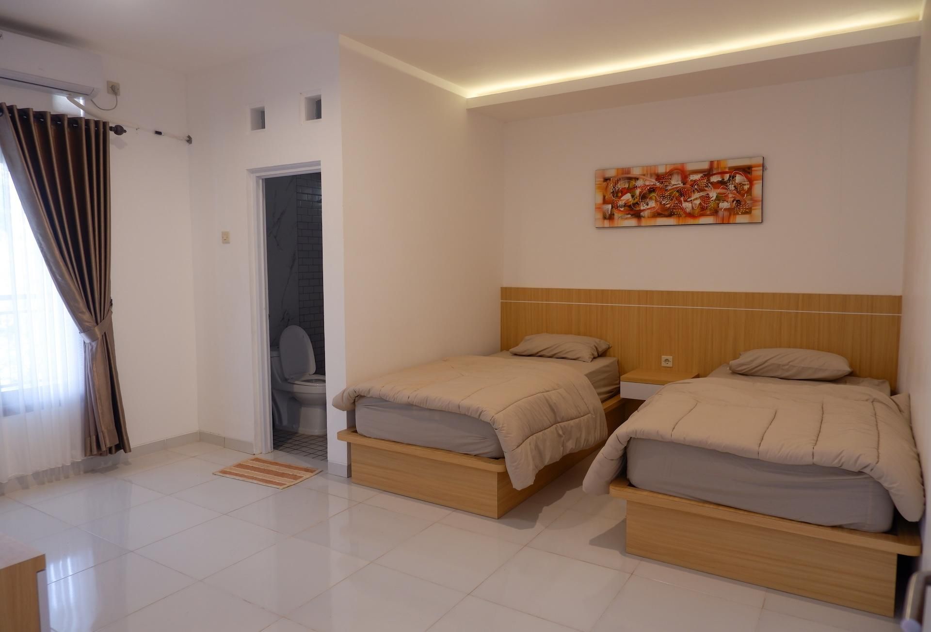 Twin Single Room