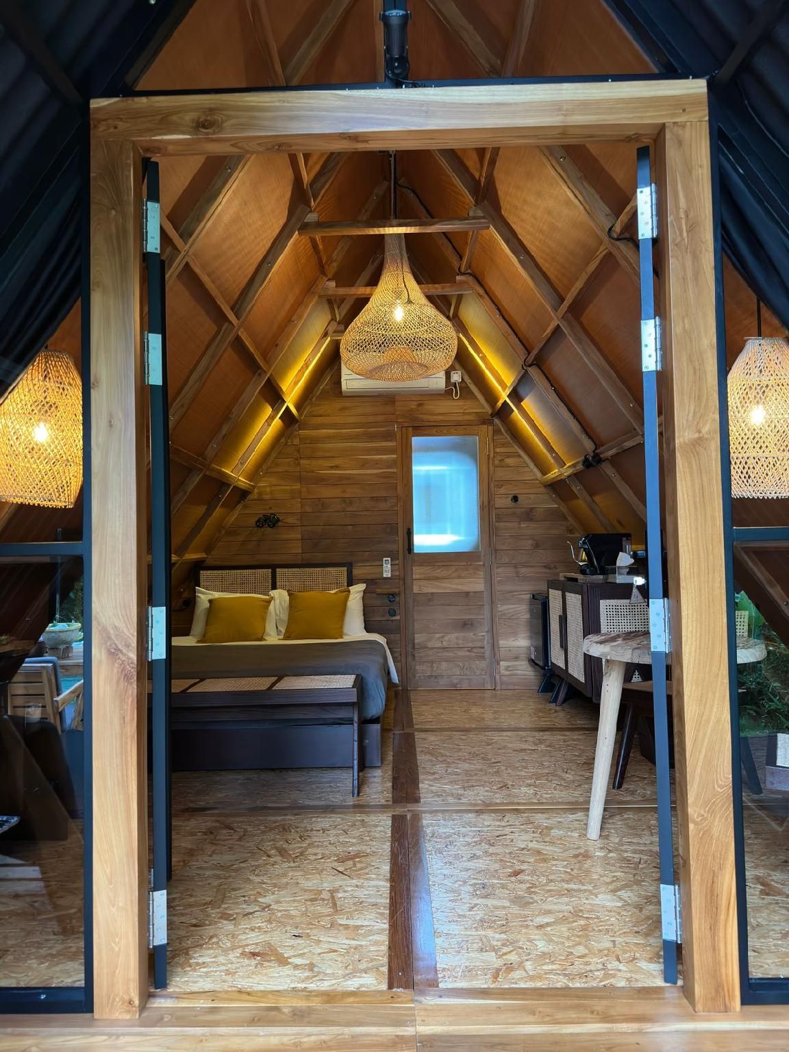 Villa Verde The Garden Private Villa with Swimming Pool 2