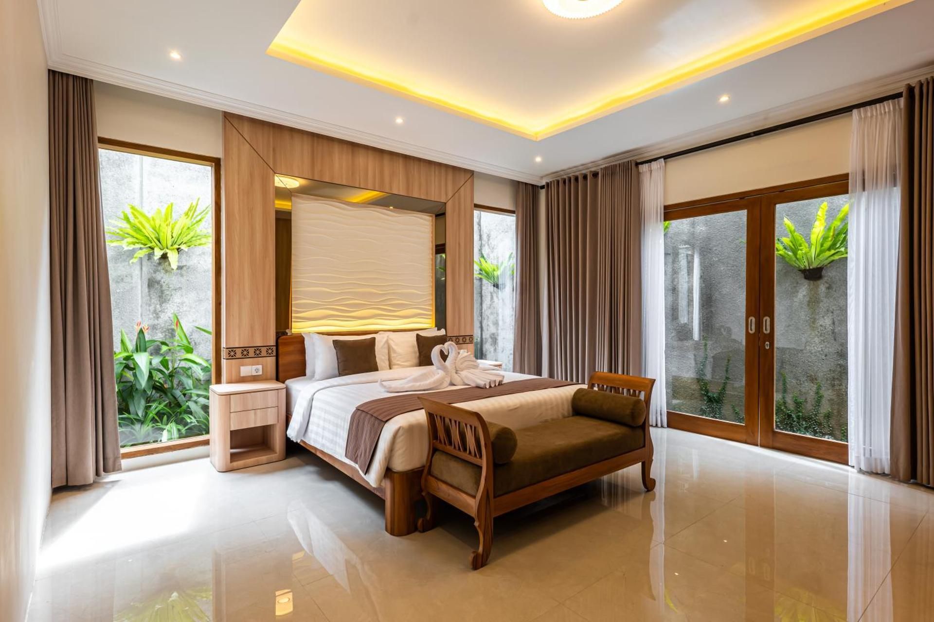 Superior King Room