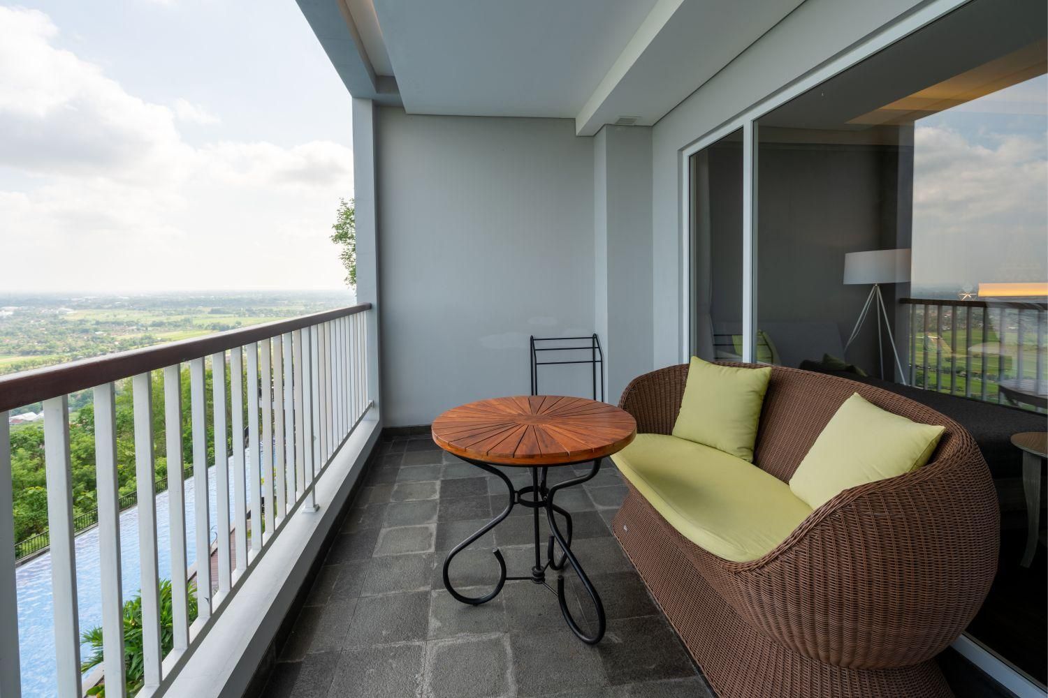 Premier King Room with Balcony