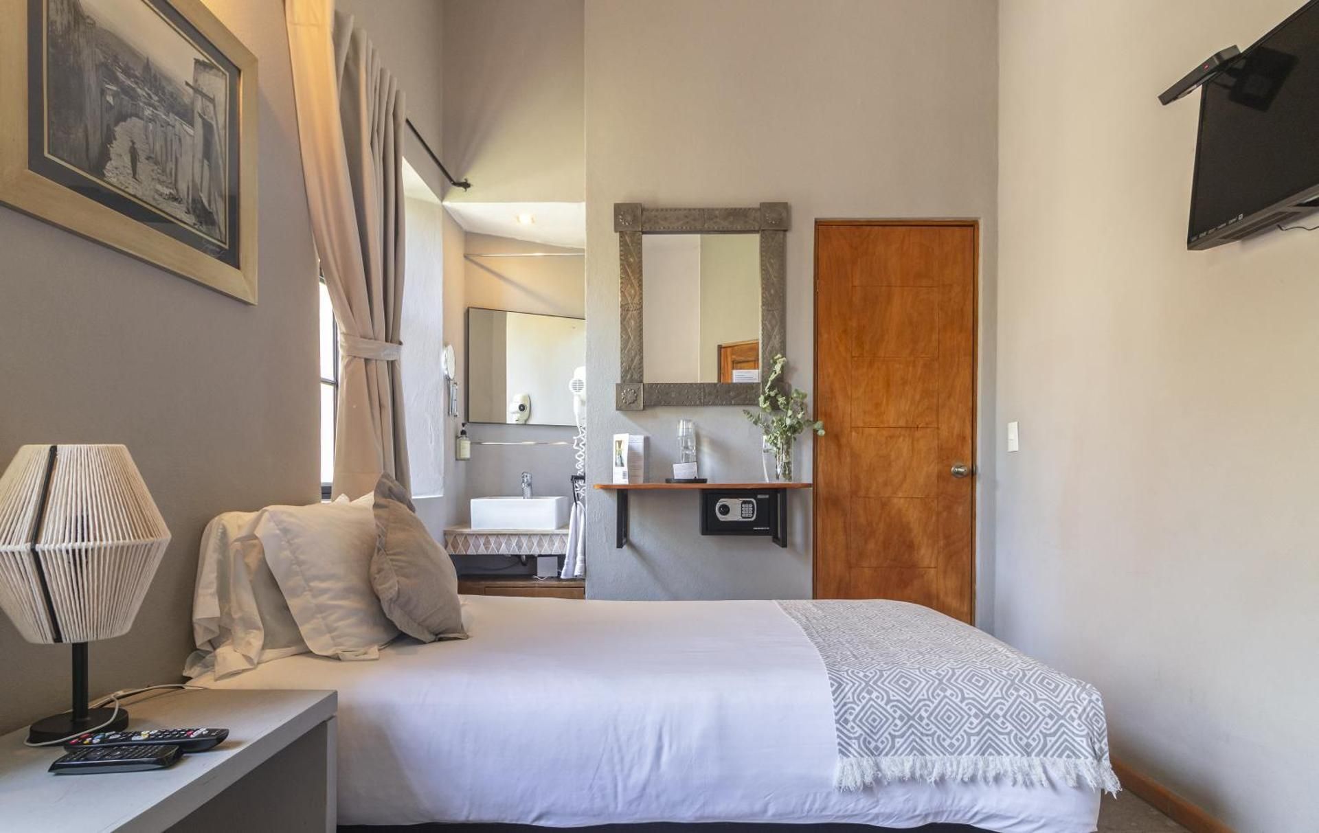 Single Room with Bathroom
