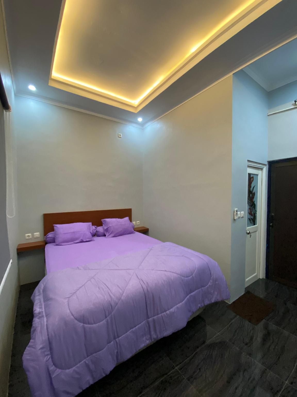 Double - Private Bathroom