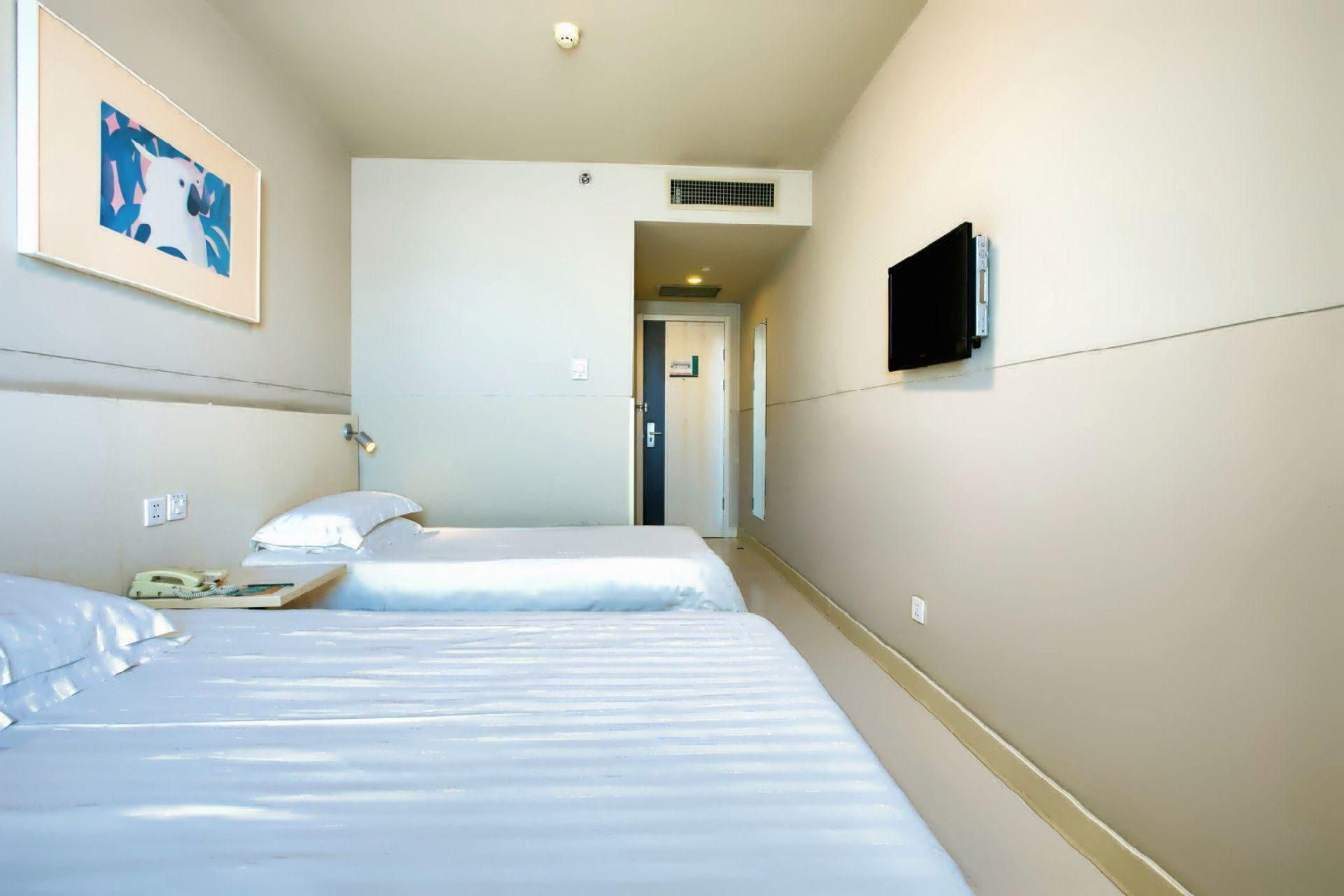 WH - Standard Daxiao Twin Room