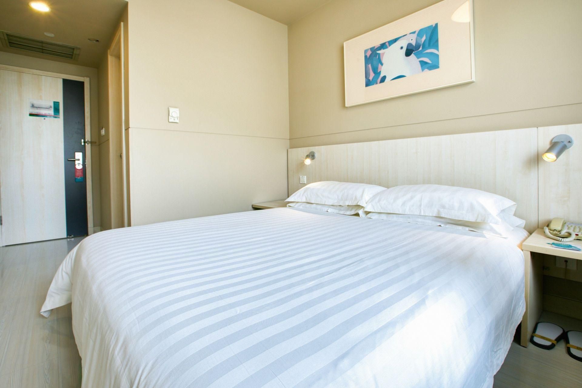 Zero Pressure - Standard Double Room