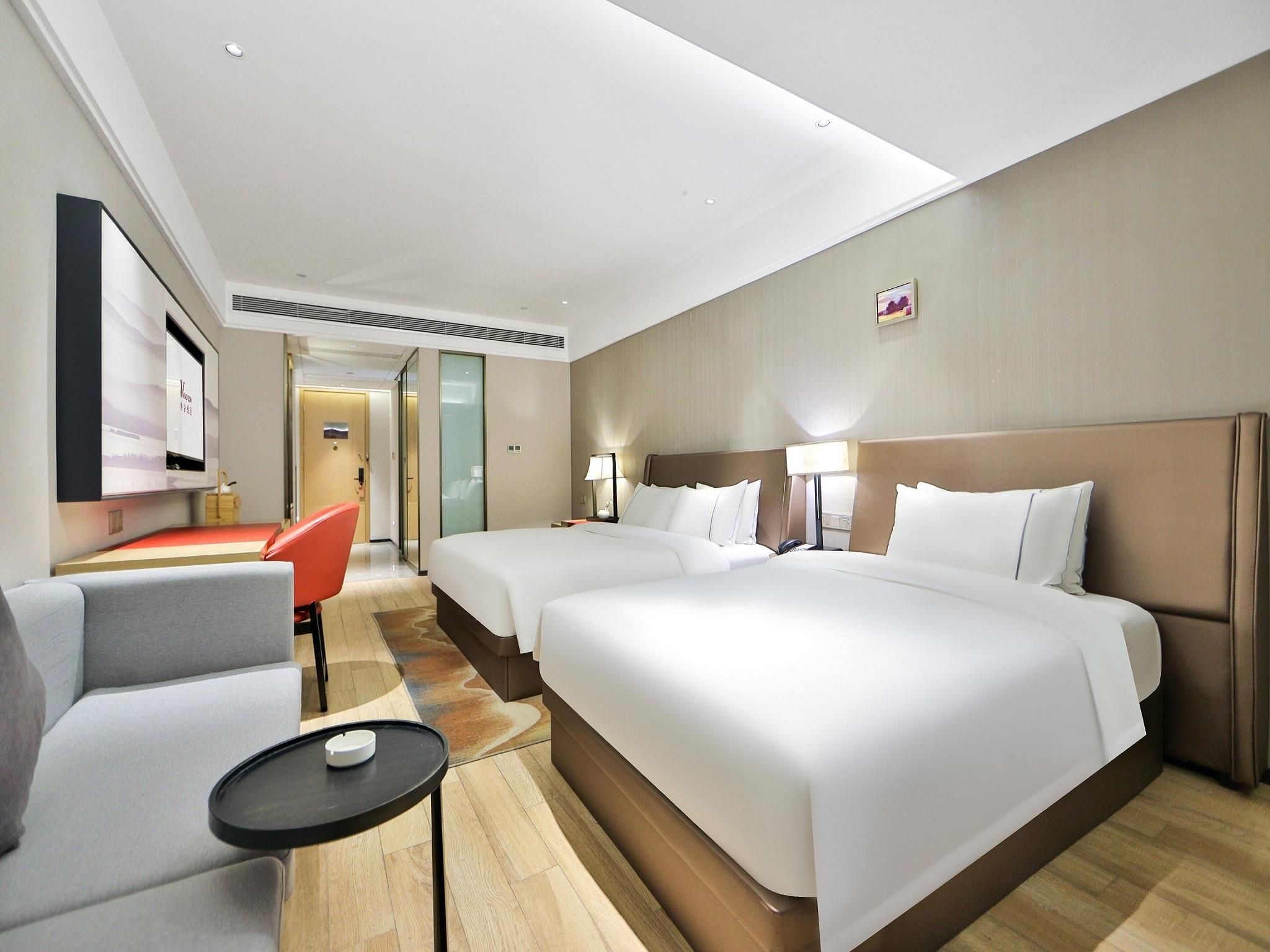 Huazhu - Family Room