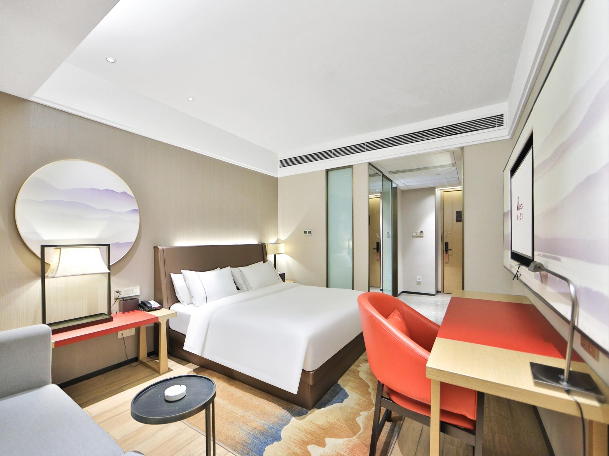 Huazhu - Superior BedRoom